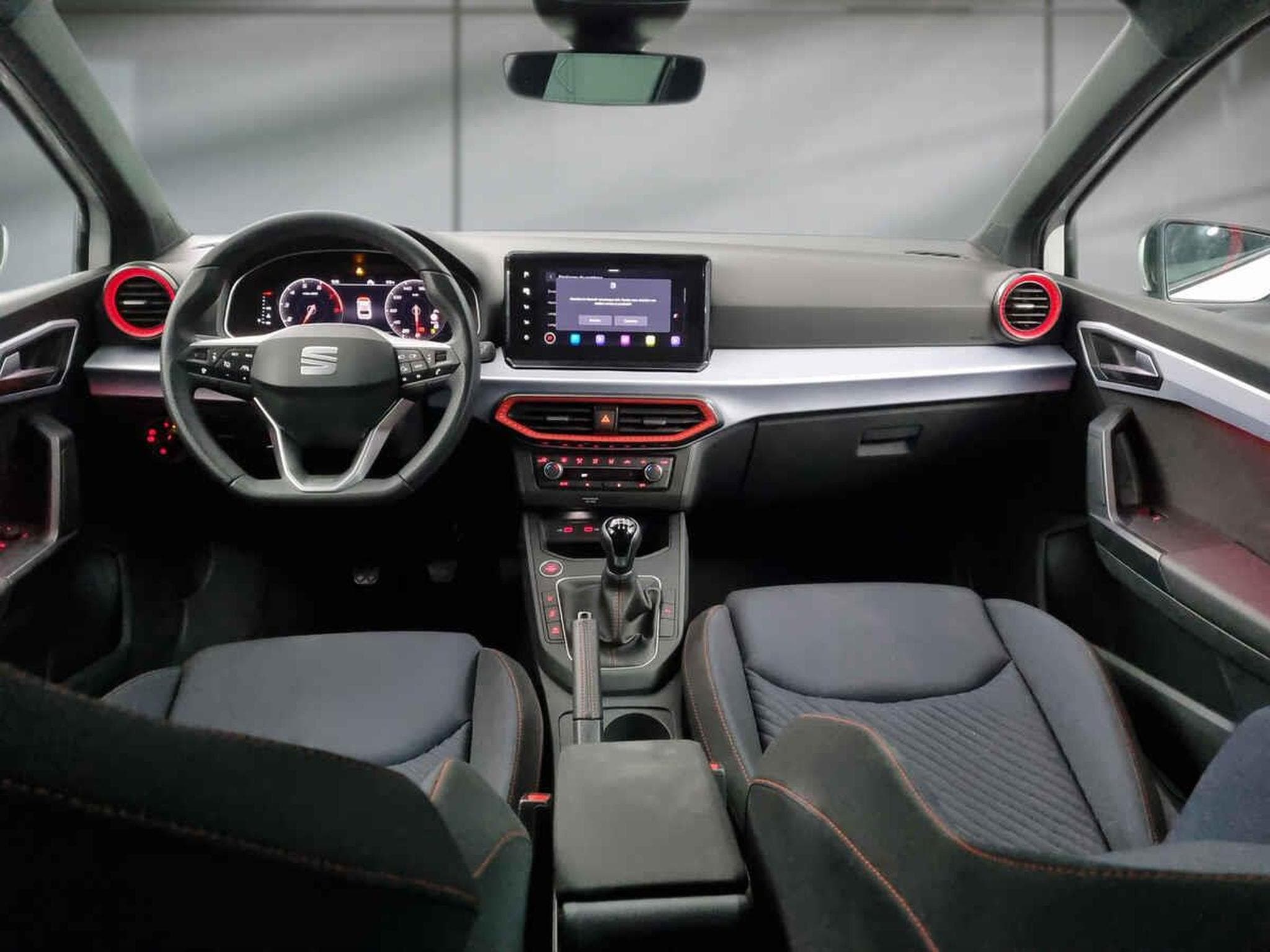 Seat Ibiza -24% 1.0 TSI 115cv FR +GPS+CAM+FULL LED+Options (2025) - Foto 6