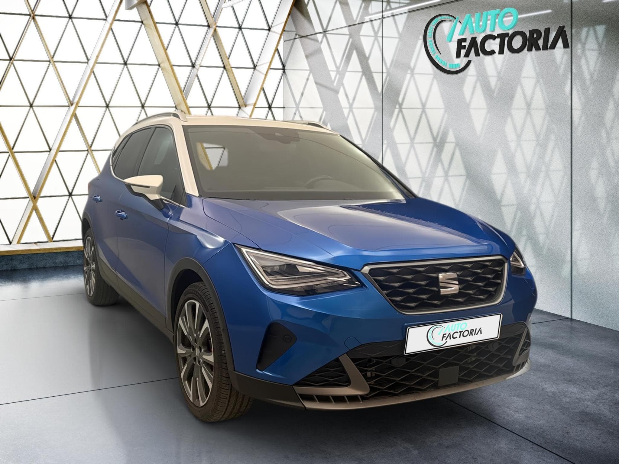 Seat Arona -30% 1.0 TSI 115cv FR +GPS+CAM+PARK ASSIST+Opts (2025) - Foto 2