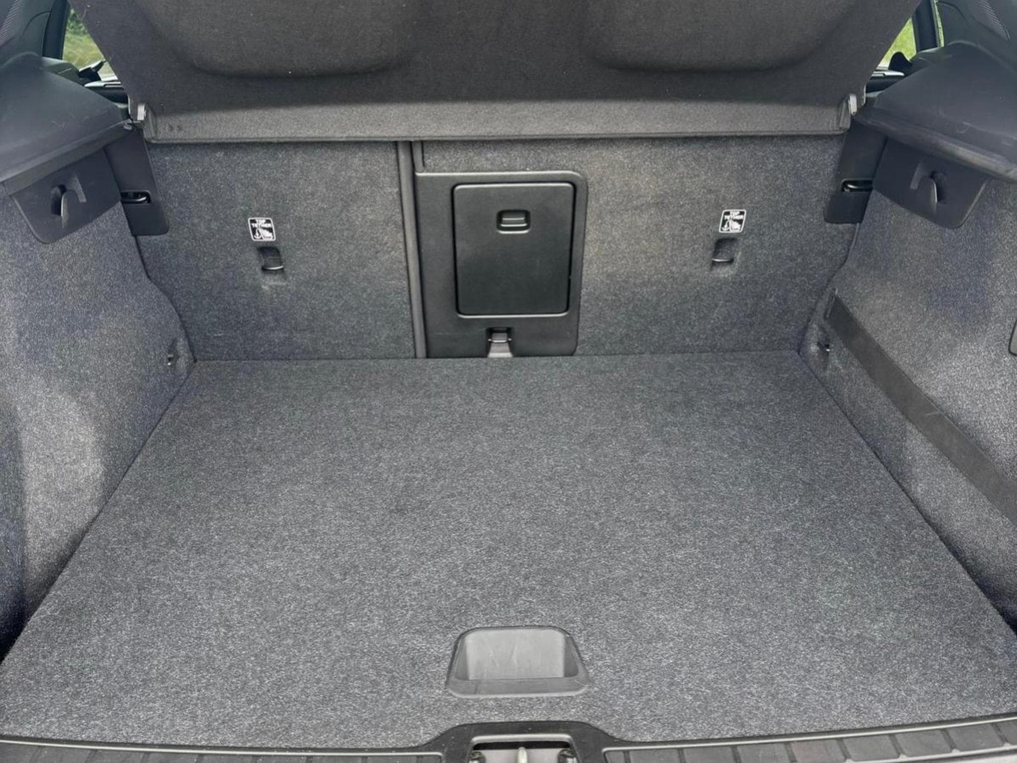 Volvo XC40 Volvo XC40 2.0 D3 AWD Momentum Pro Geart (2019) - Foto 5