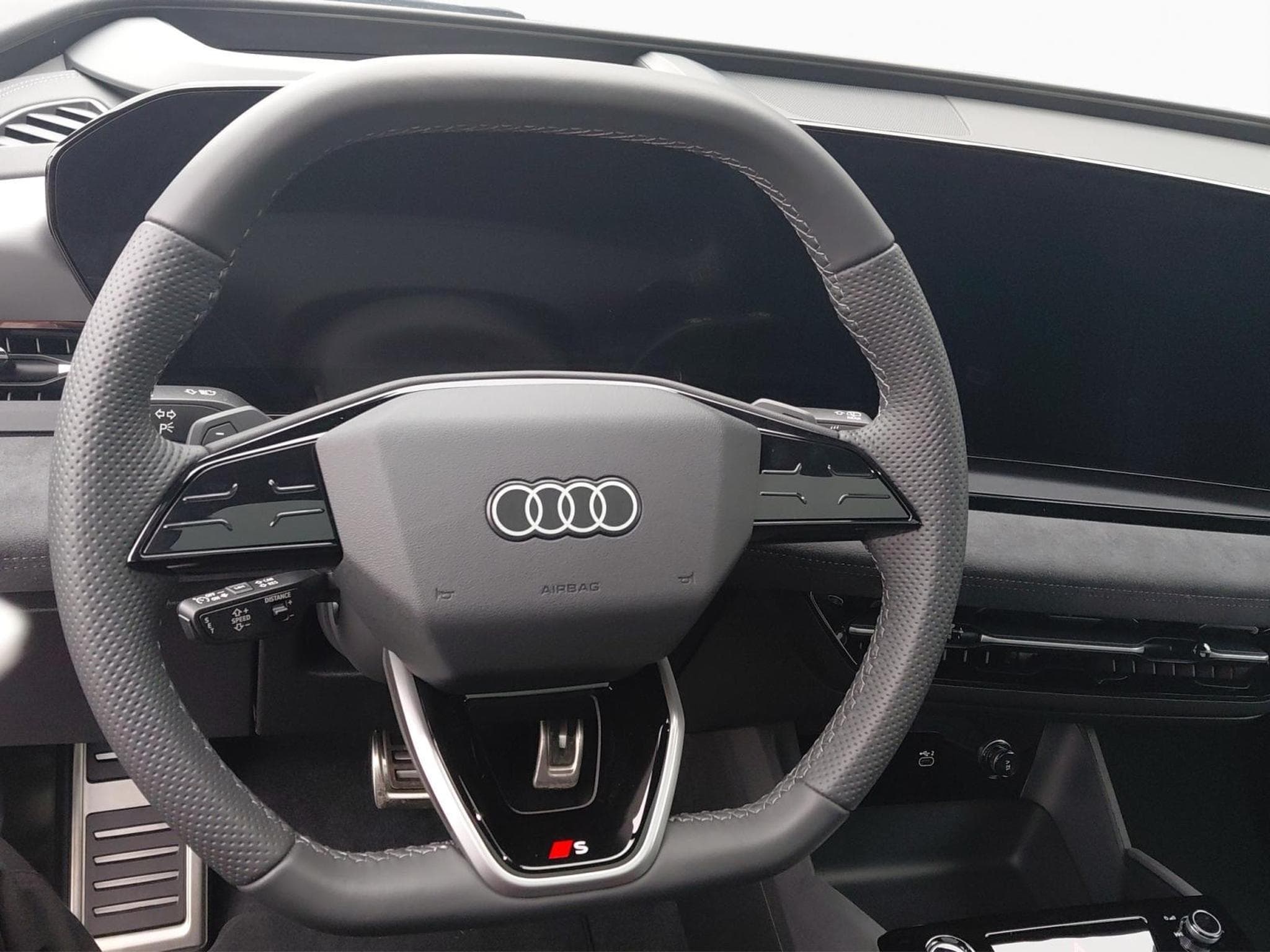 Audi Q6 e-tron quattro (2026) - Photo 10