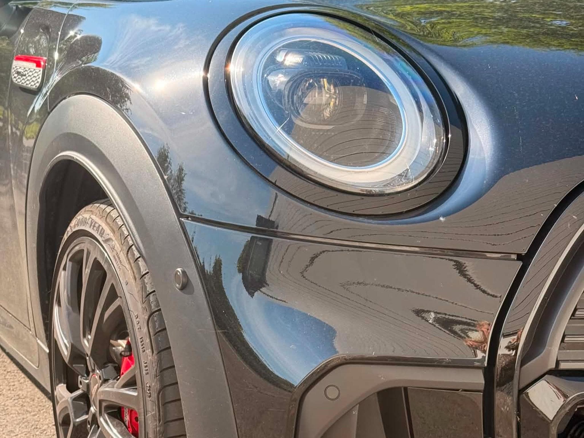 Mini Cabrio Cooper JCW (2024) - Foto 6