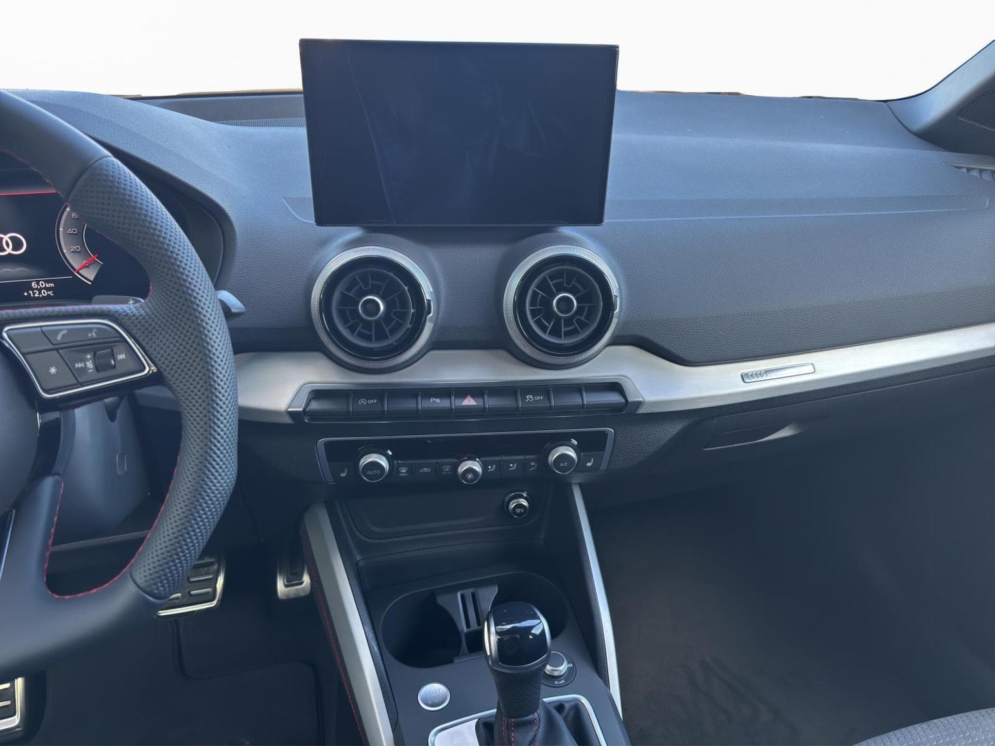 Audi Q2 Sline (2026) - Photo 13