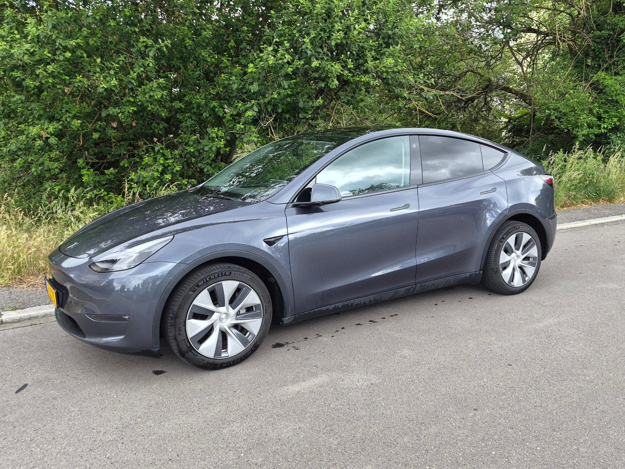 Tesla Model Y Grande autonomie transmission intégrale (2021) - Foto 2