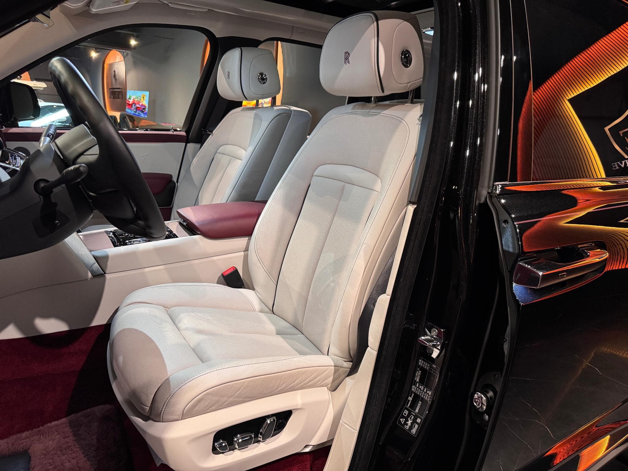 Rolls-Royce Cullinan (2019) - Photo 4
