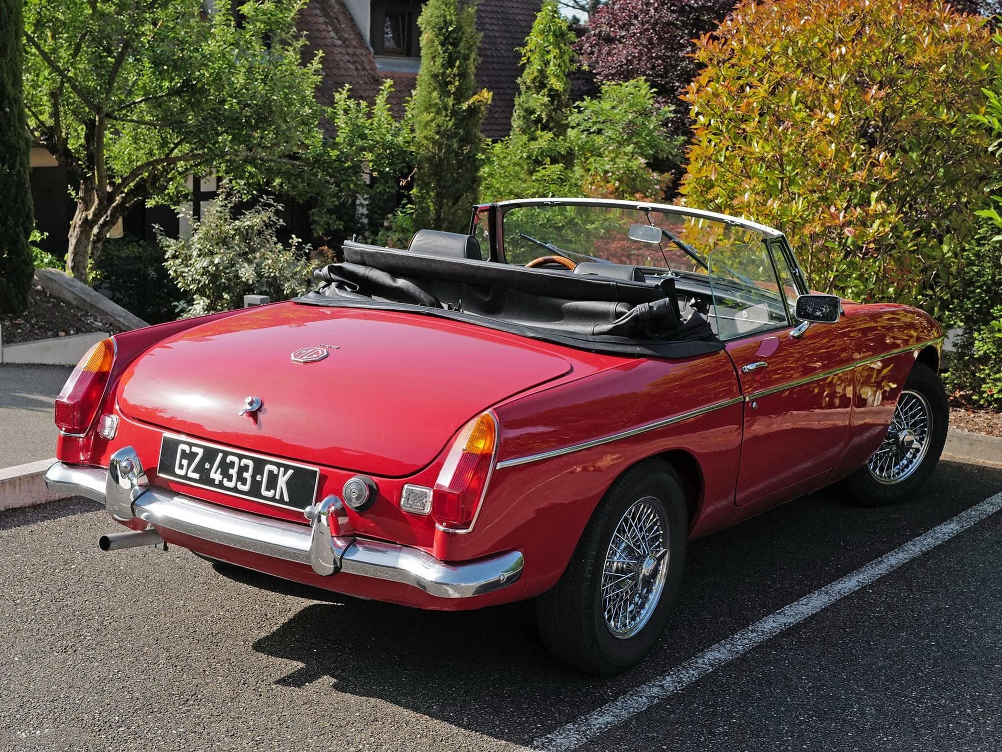 MG B (1974) - Photo 2