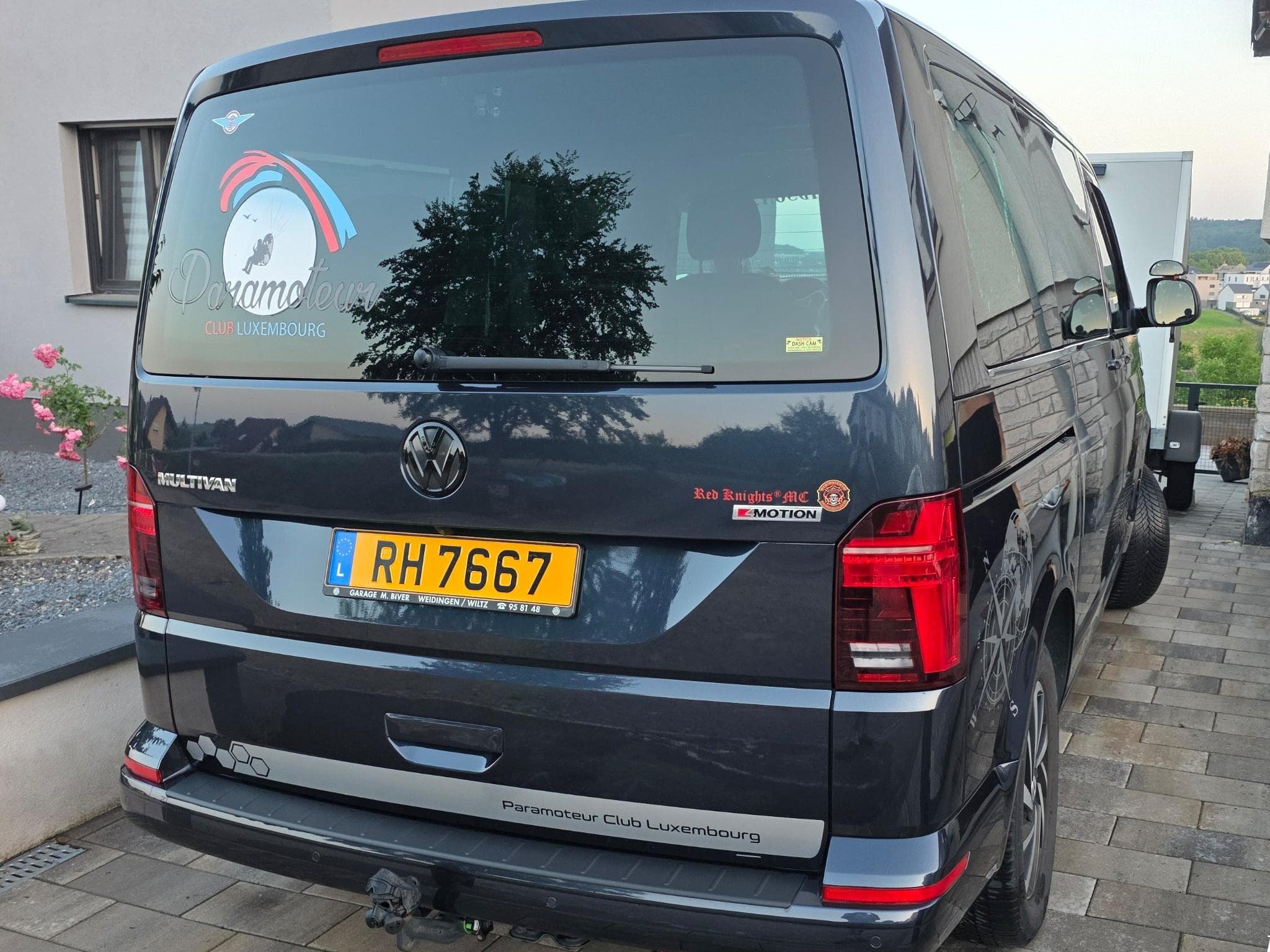 VW Multivan Highline (2023) - Foto 10