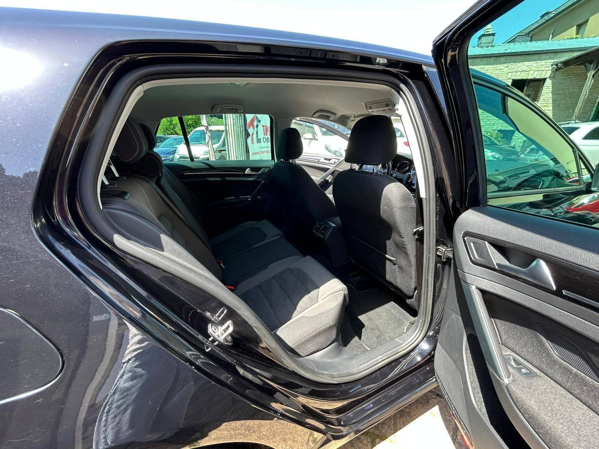 VW Golf VII 2.0 TDI 150CV DSG HIGLINE LED (2019) - Photo 12