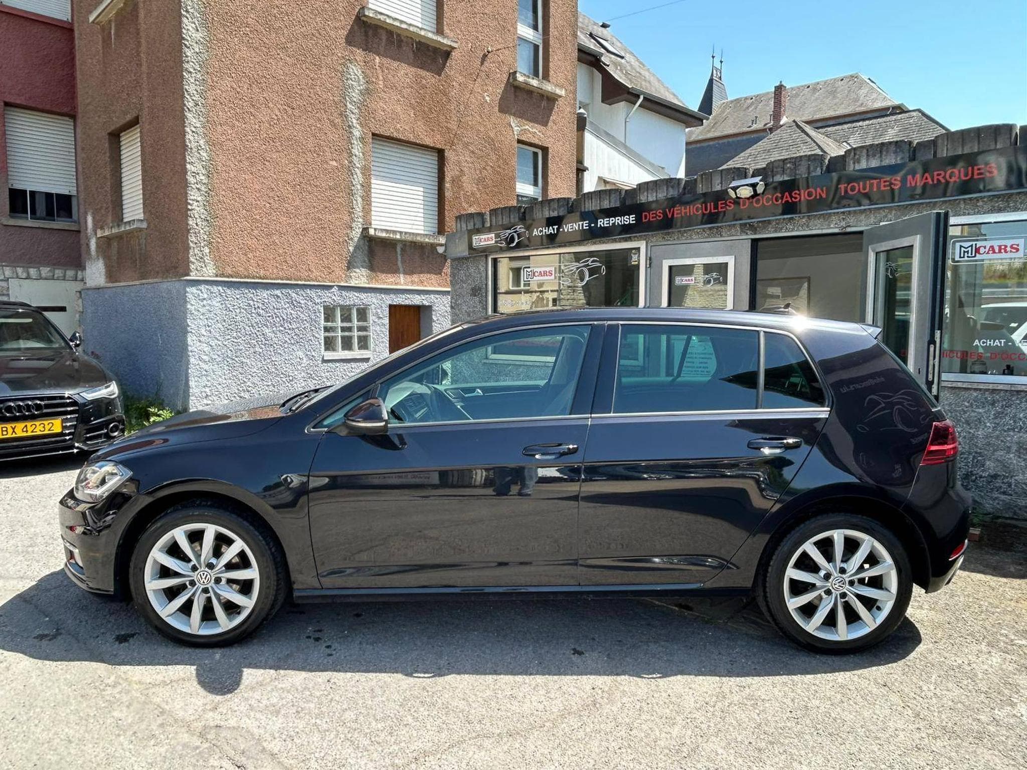 VW Golf VII 2.0 TDI 150CV DSG HIGLINE LED (2019) - Photo 3