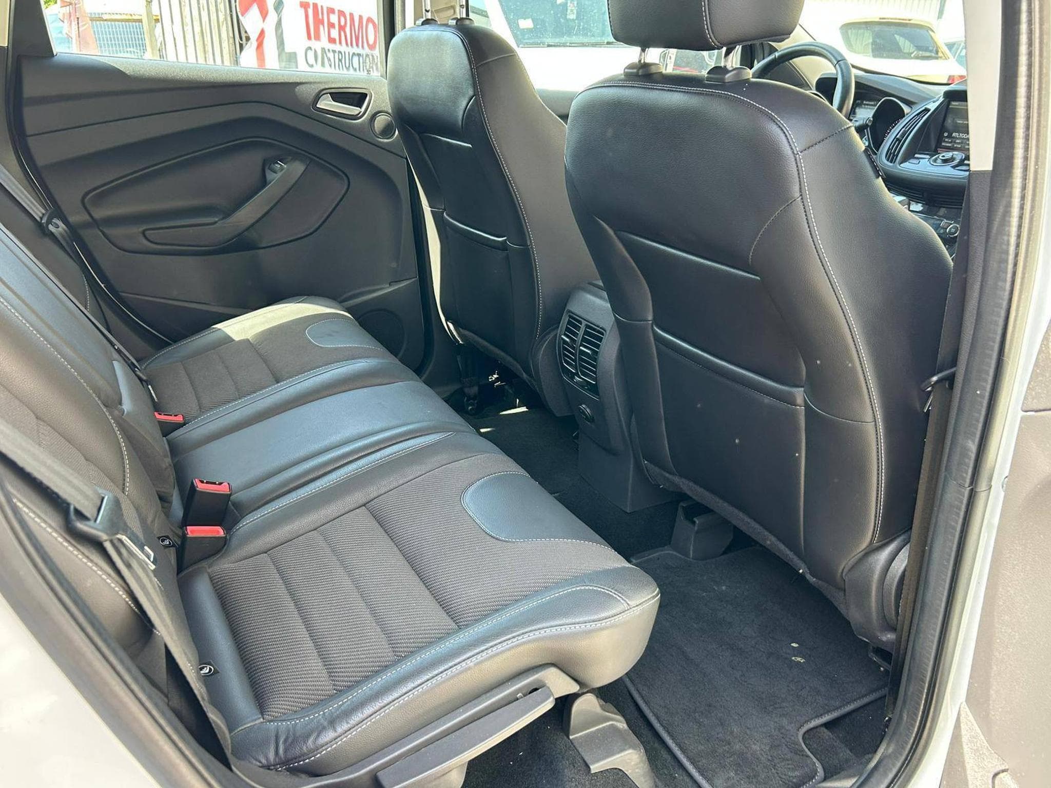Ford Kuga 1.5 ESSENCE AUTOMATIQUE CUIR (2016) - Photo 10