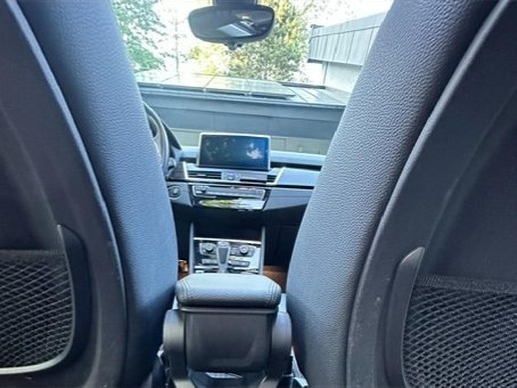 BMW 225 luxury line (2018) - Photo 10