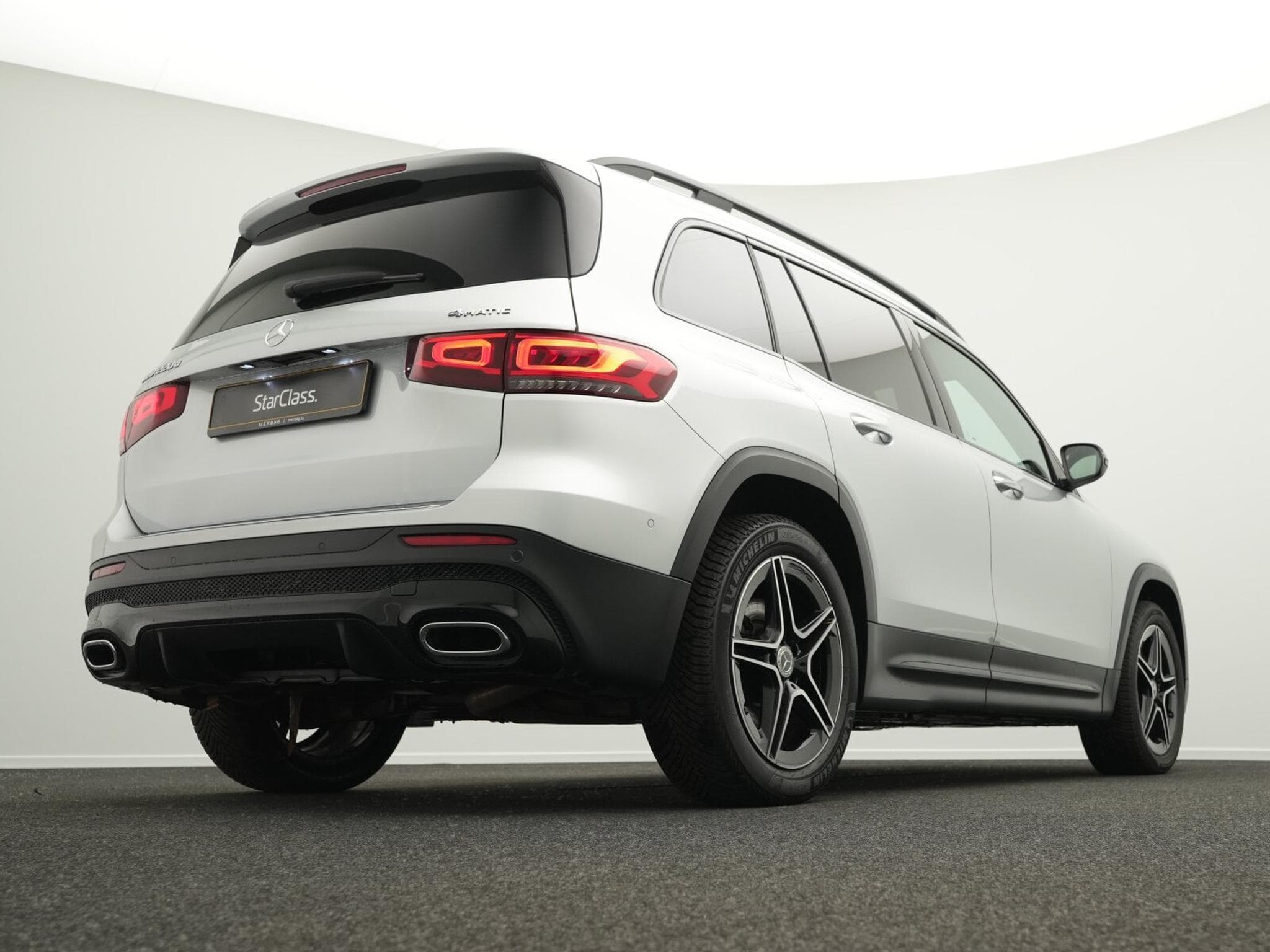 Mercedes GLB 220 d 4MATIC AMG-Line LED+AHK+Kamera (2023) - Foto 9