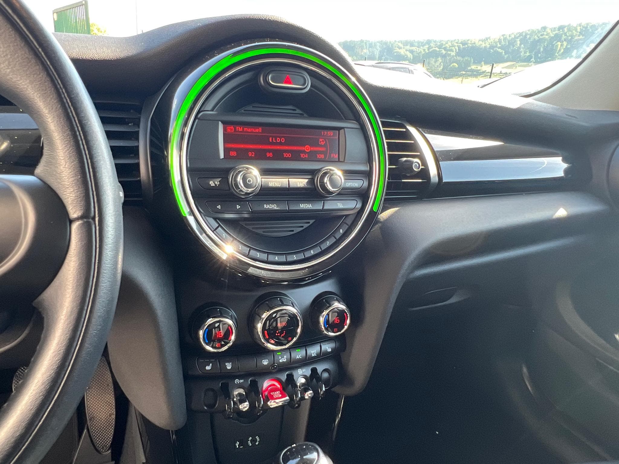 Mini One 1.2 102CV JANTES John Cooper Works (2015) - Foto 9