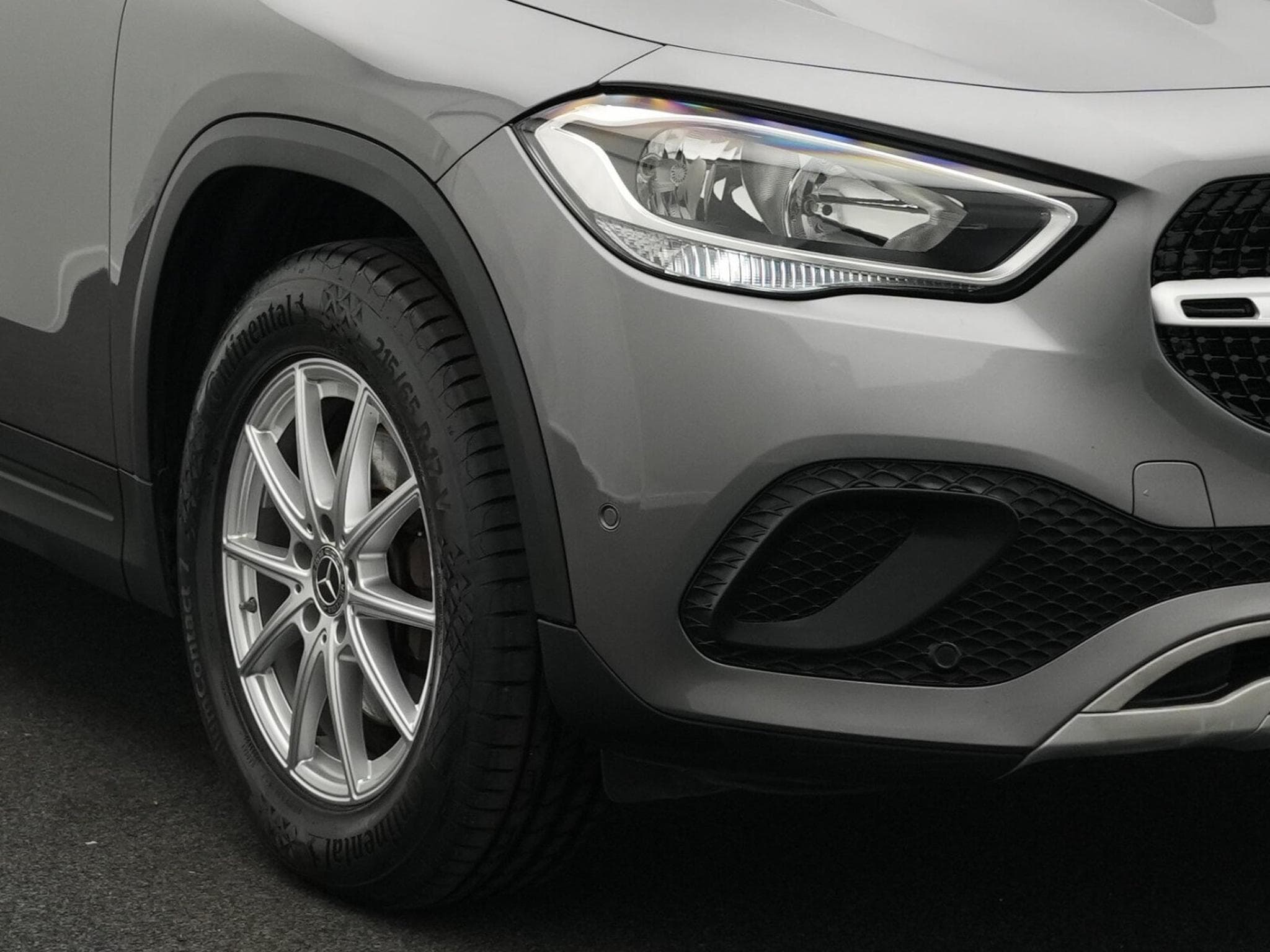 Mercedes GLA 180 d Kamera+PTS+SHZ+MBUX (2020) - Photo 7