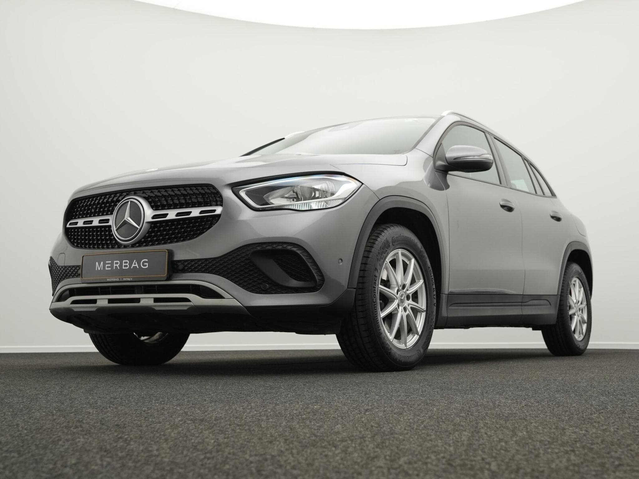Mercedes GLA 180 d Kamera+PTS+SHZ+MBUX (2020) - Photo 8