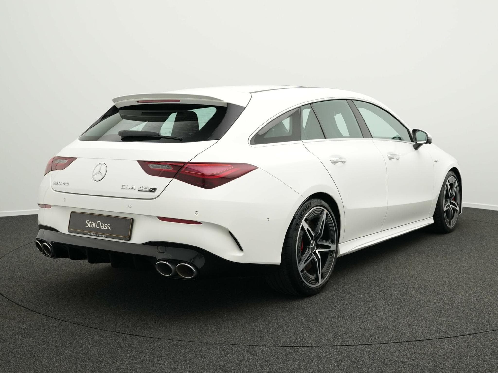 Mercedes CLA 45 AMG S 4MATIC Pano+360+Totw (2025) - Photo 3