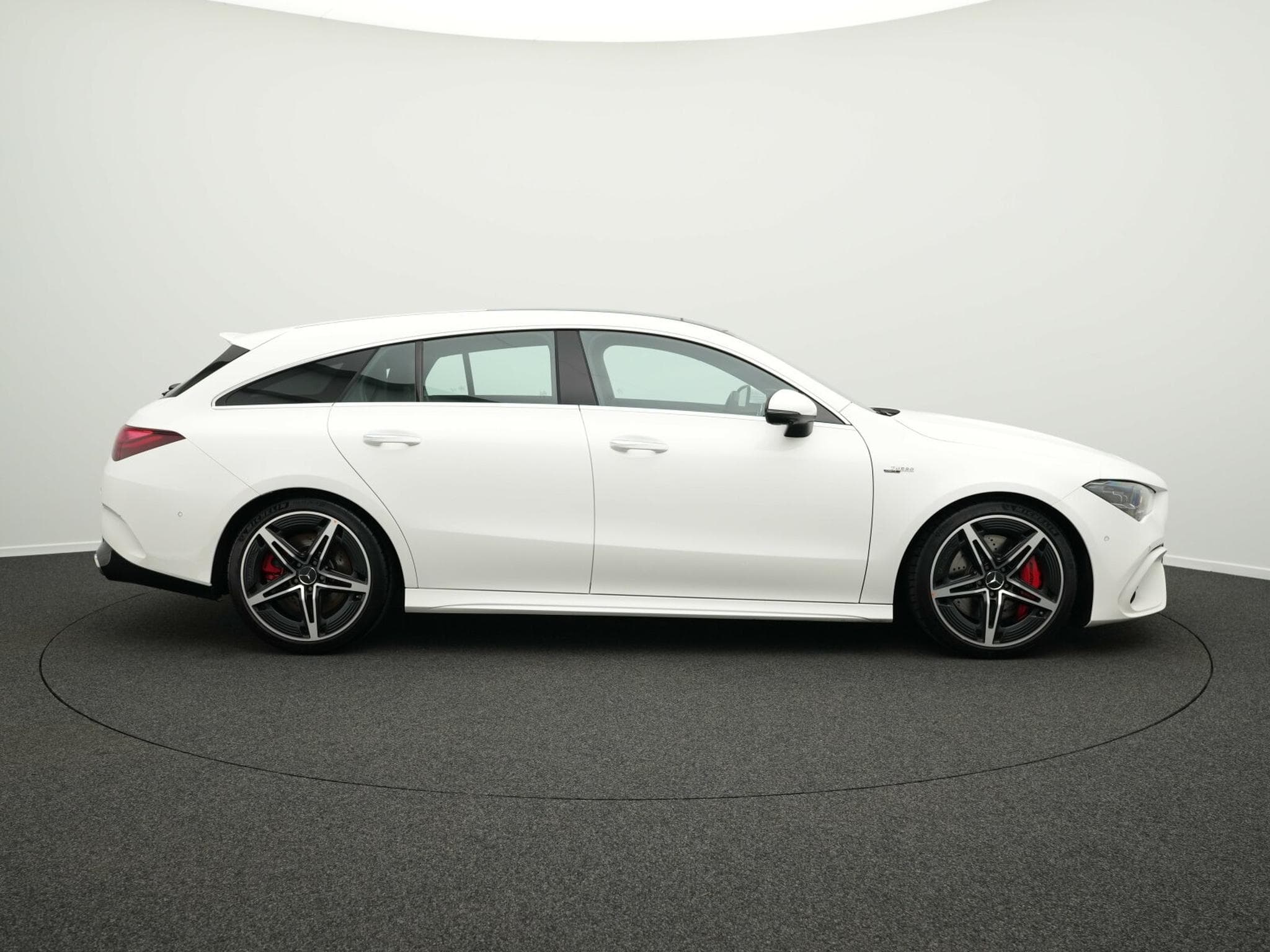 Mercedes CLA 45 AMG S 4MATIC Pano+360+Totw (2025) - Photo 5