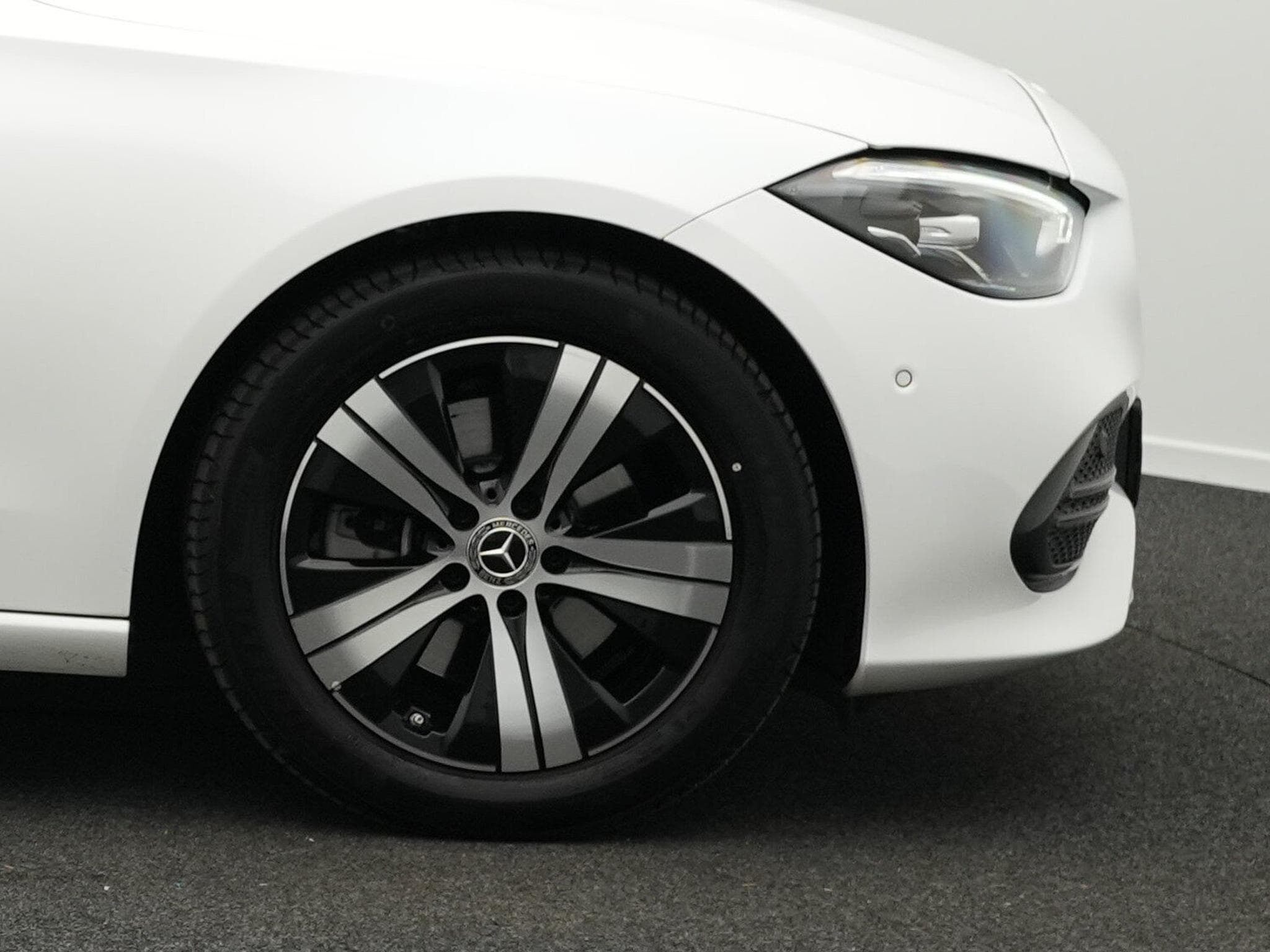 Mercedes C 200 d T Avantgarde LED+EasyPack+Apple+Kamera (2022) - Photo 6