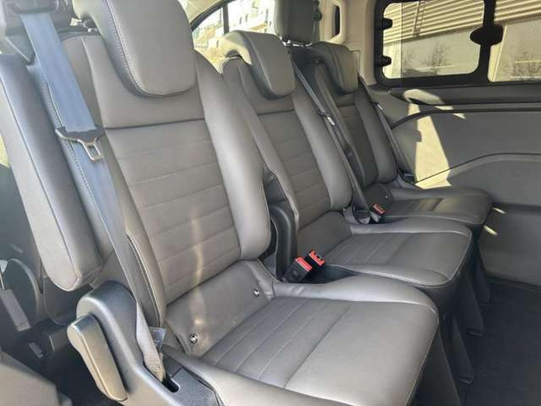 Ford Tourneo 170PS - DIESEL-8 PLACES-JUSQUA 48 MOIS DE GARANTIE (2024) - Foto 16