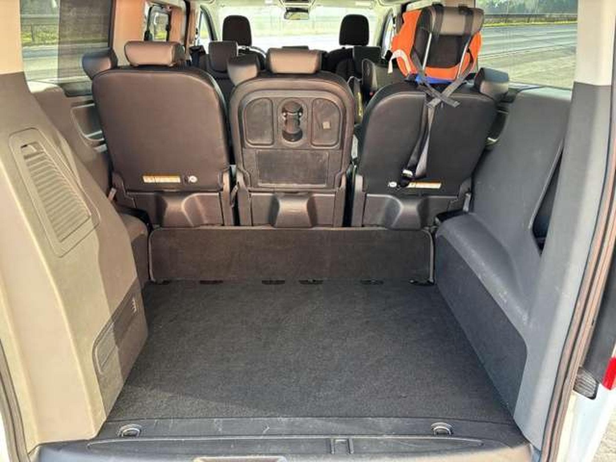 Ford Tourneo 170PS - DIESEL-8 PLACES-JUSQUA 48 MOIS DE GARANTIE (2024) - Foto 22