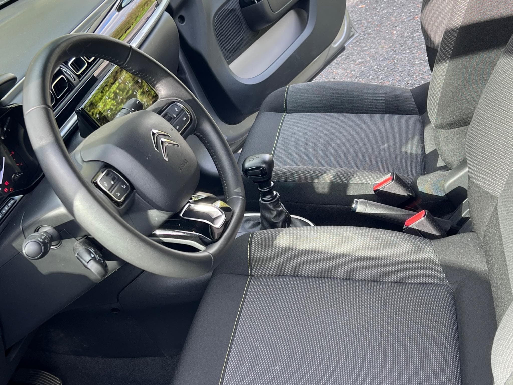 Citroën C3 Shine 1.2 puretech 110 ch (2023) - Photo 2