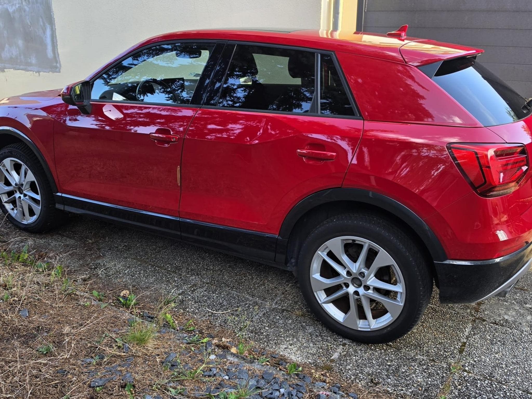 Audi Q2 Sport 1.4 TFSI (2017) - Foto 4
