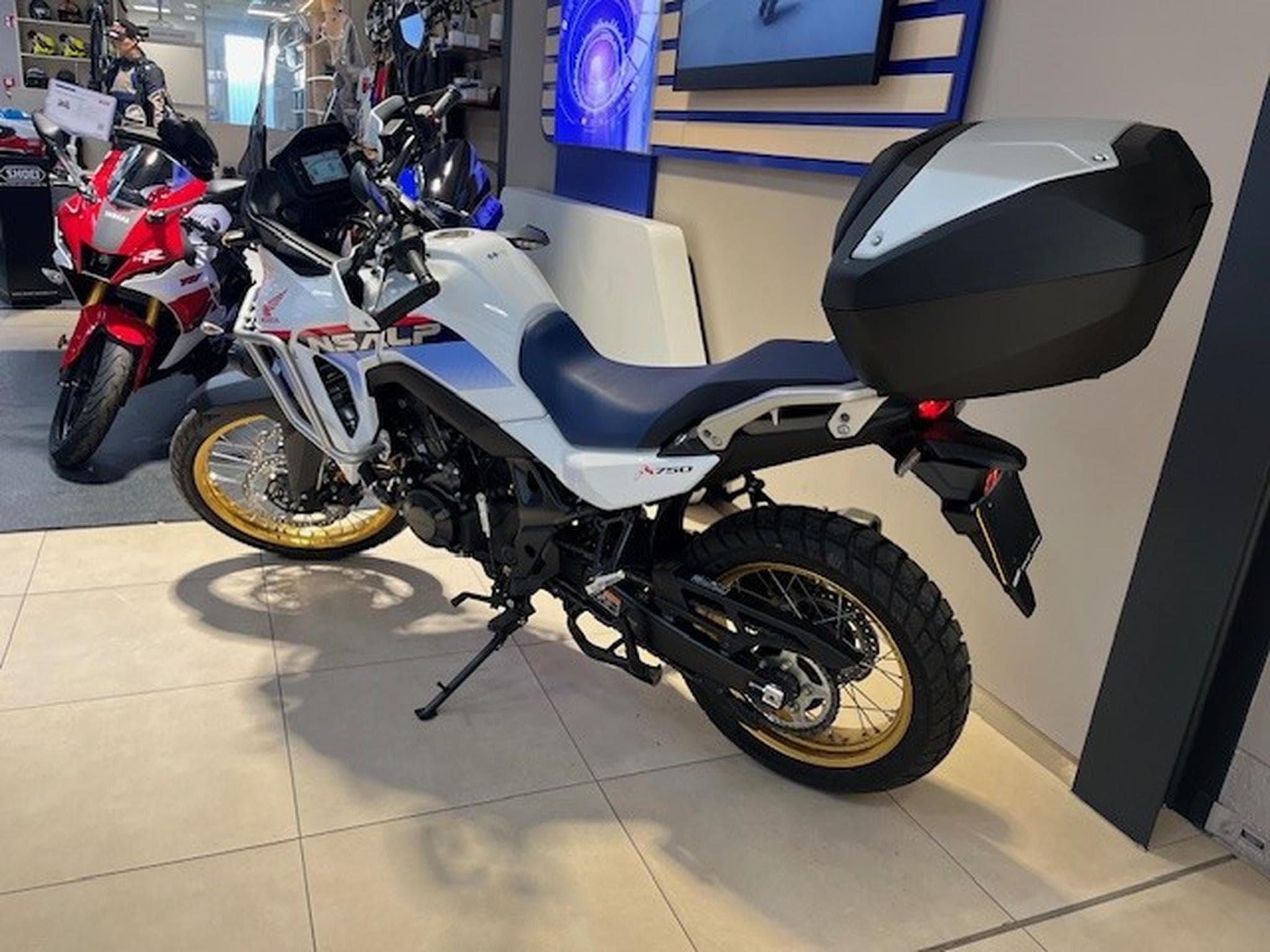 Honda XL 750 Transalp (2025) - Foto 5