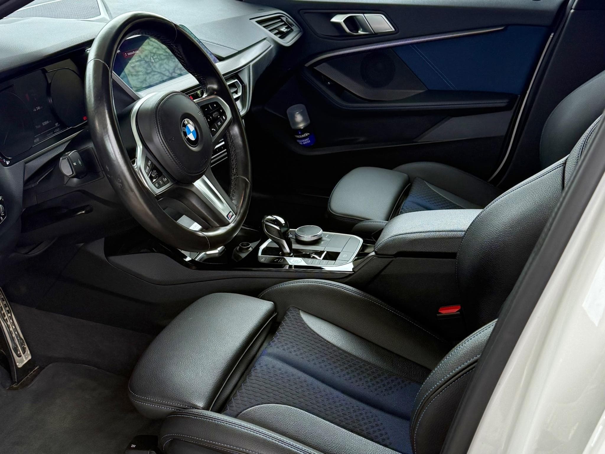 BMW 118 118i M-pack (2020) - Foto 6
