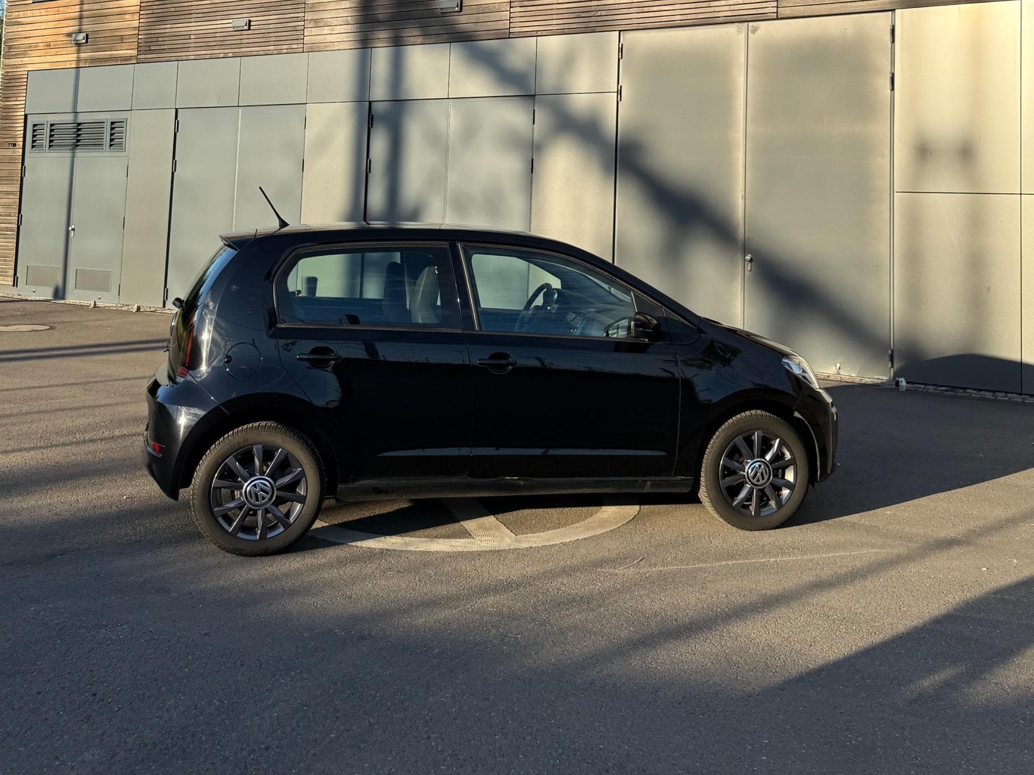 VW UP (2023) - Foto 2
