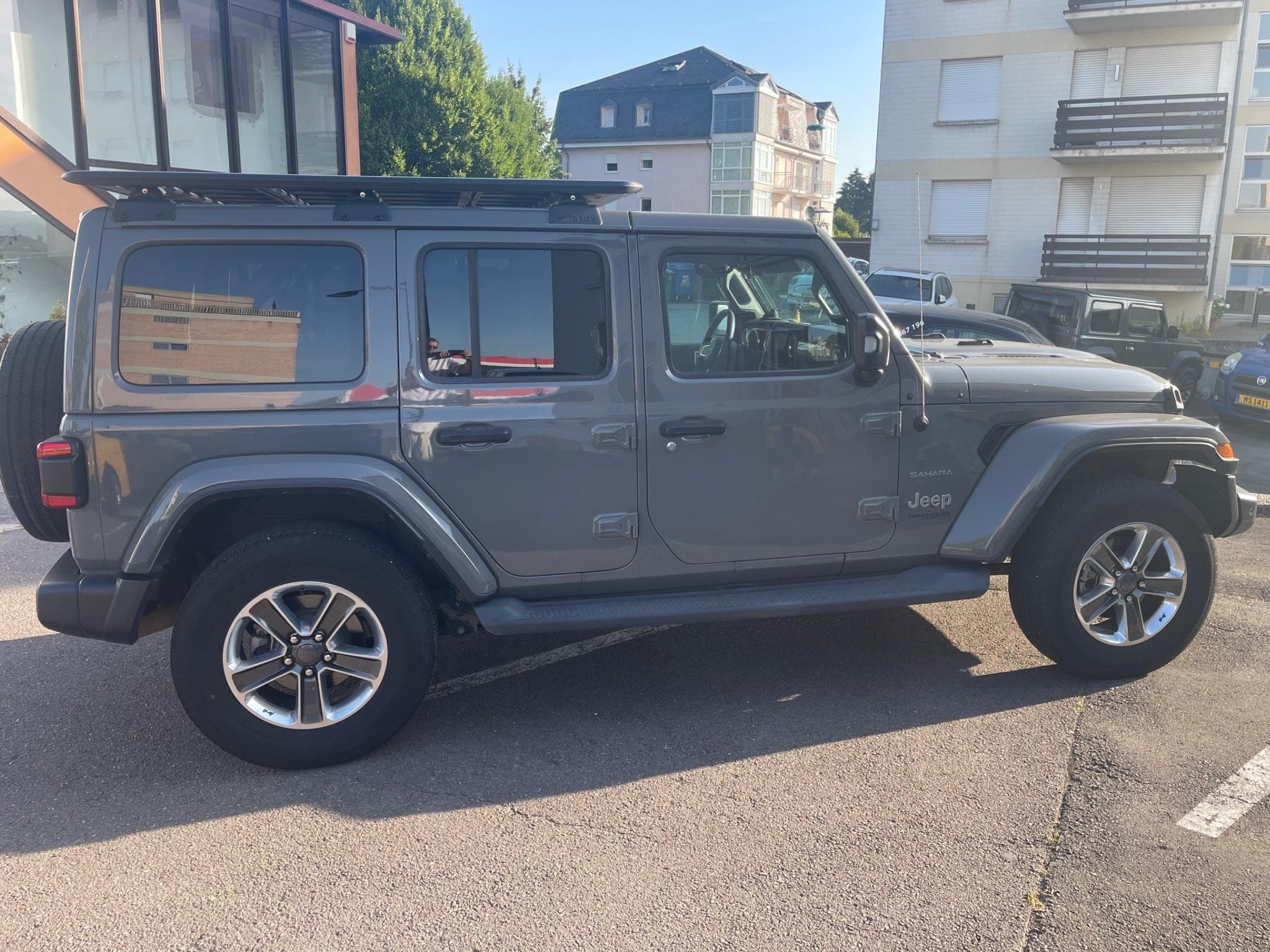 Jeep Wrangler Safari (2020) - Foto 6