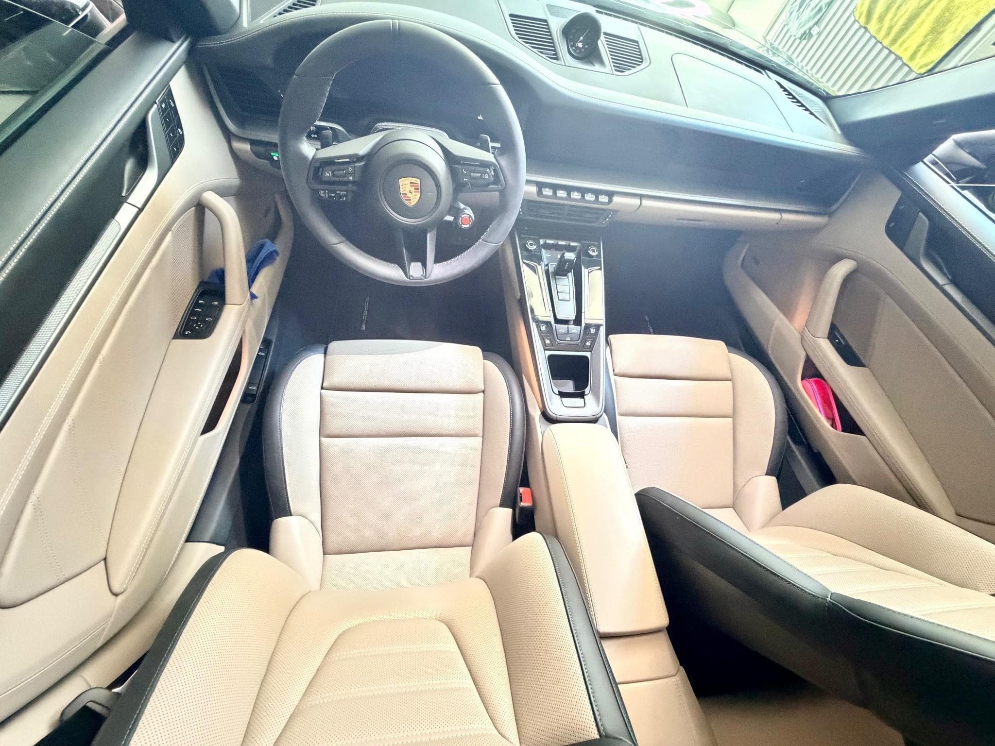 Porsche 911 Carrera Cabriolet (2026) - Photo 6