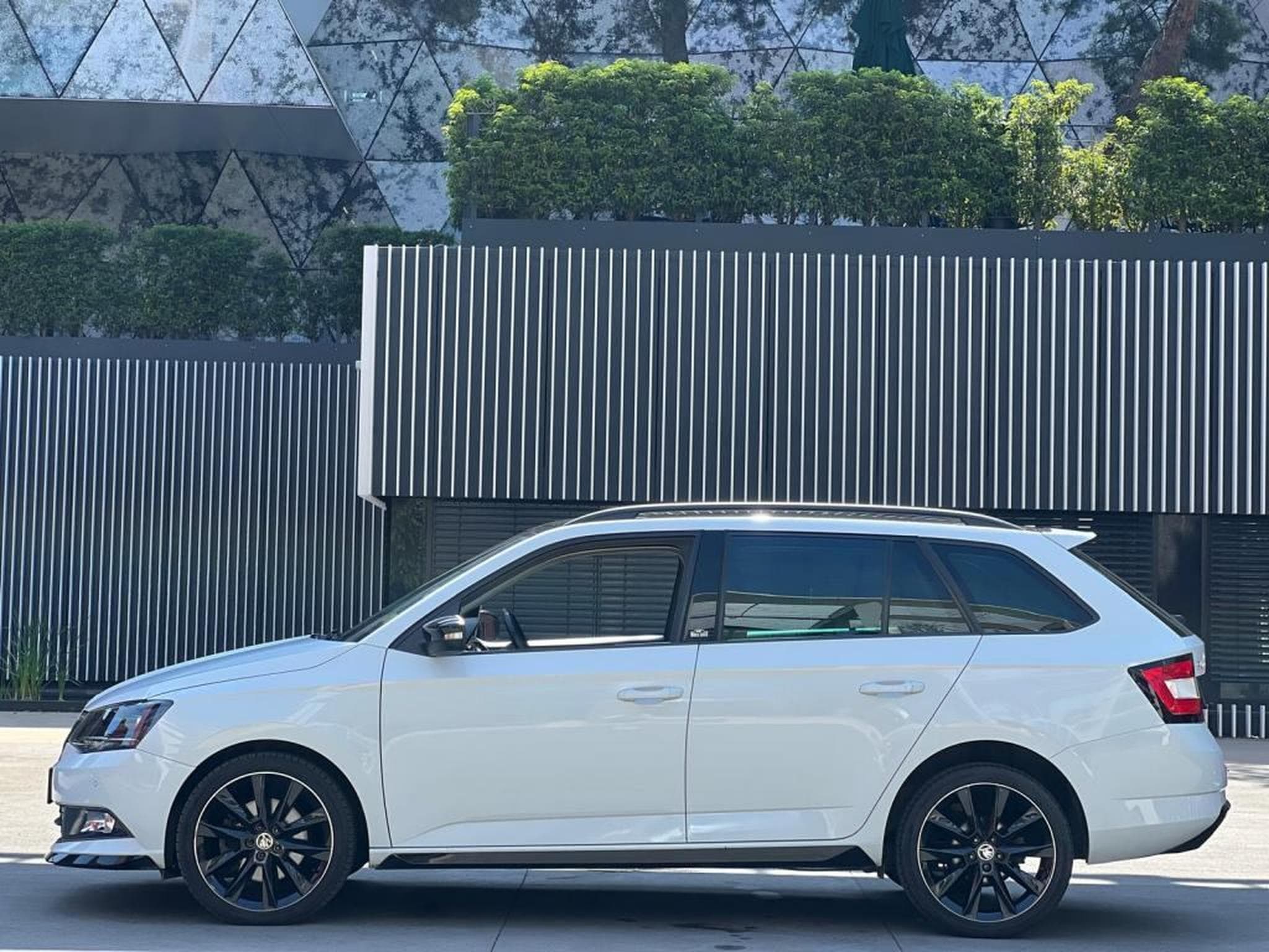 Skoda Fabia Automatique / Panoramique / Version Monte Carlo (2017) - Photo 8