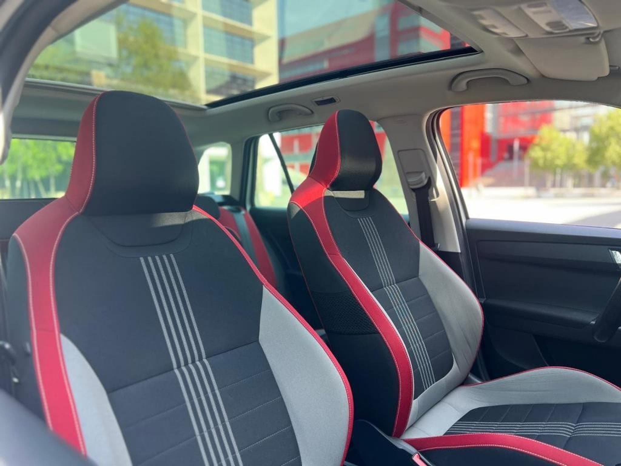 Skoda Fabia Automatique / Panoramique / Version Monte Carlo (2017) - Photo 16