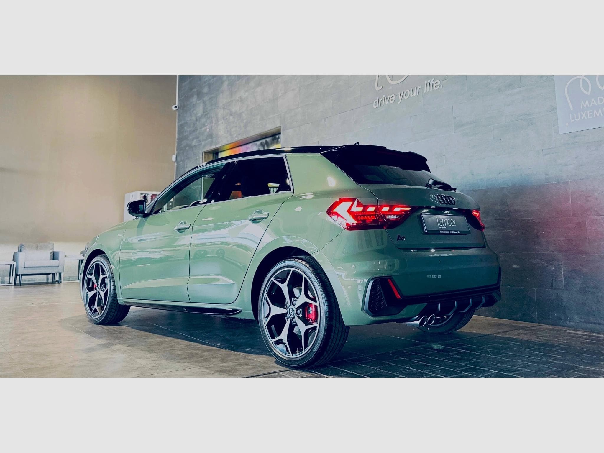 Audi A1 A1 SPORTBACK S-LINE 40 TFSI S-TRONIC (2026) - Photo 4