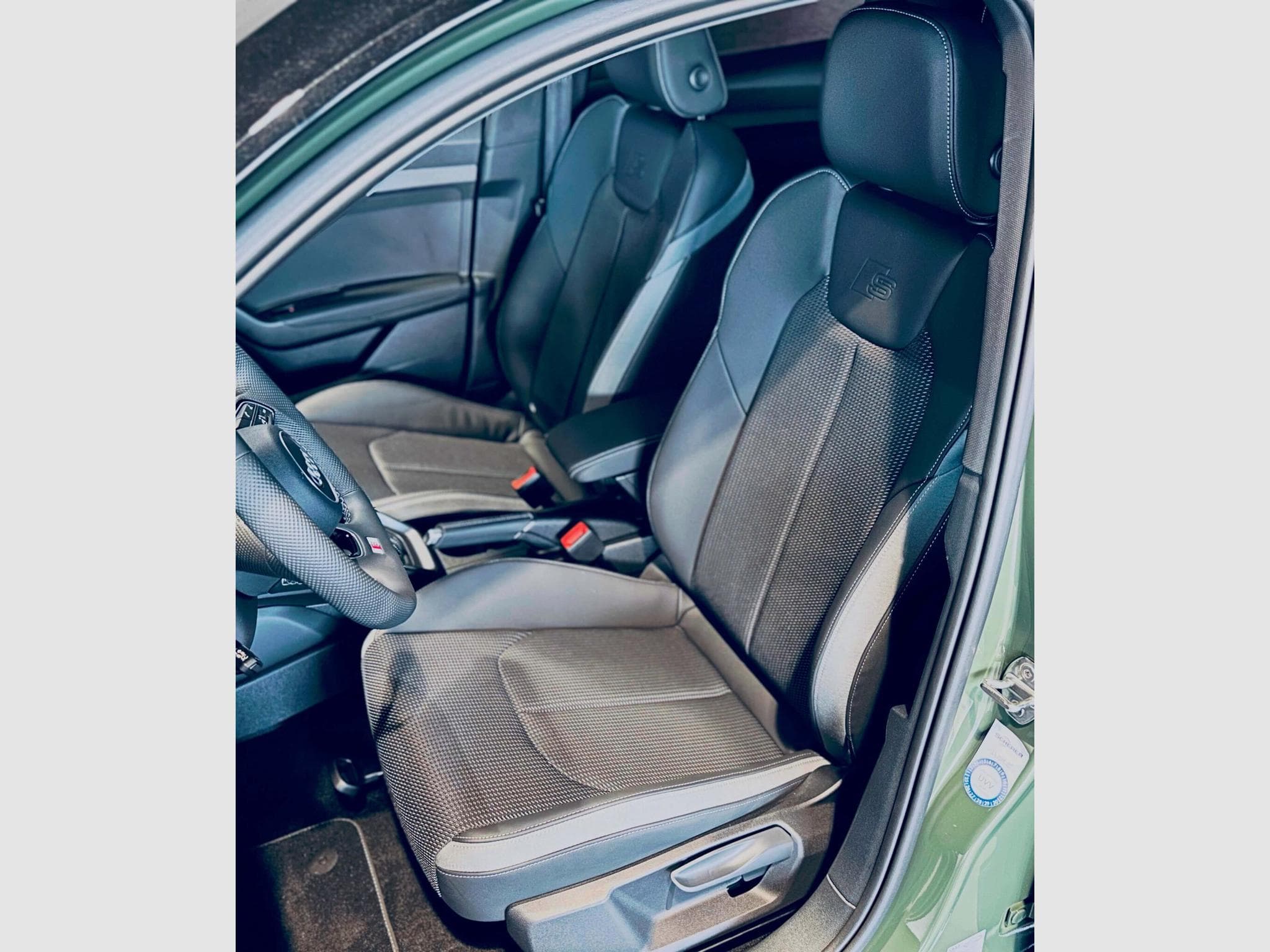 Audi A1 A1 SPORTBACK S-LINE 40 TFSI S-TRONIC (2026) - Photo 8