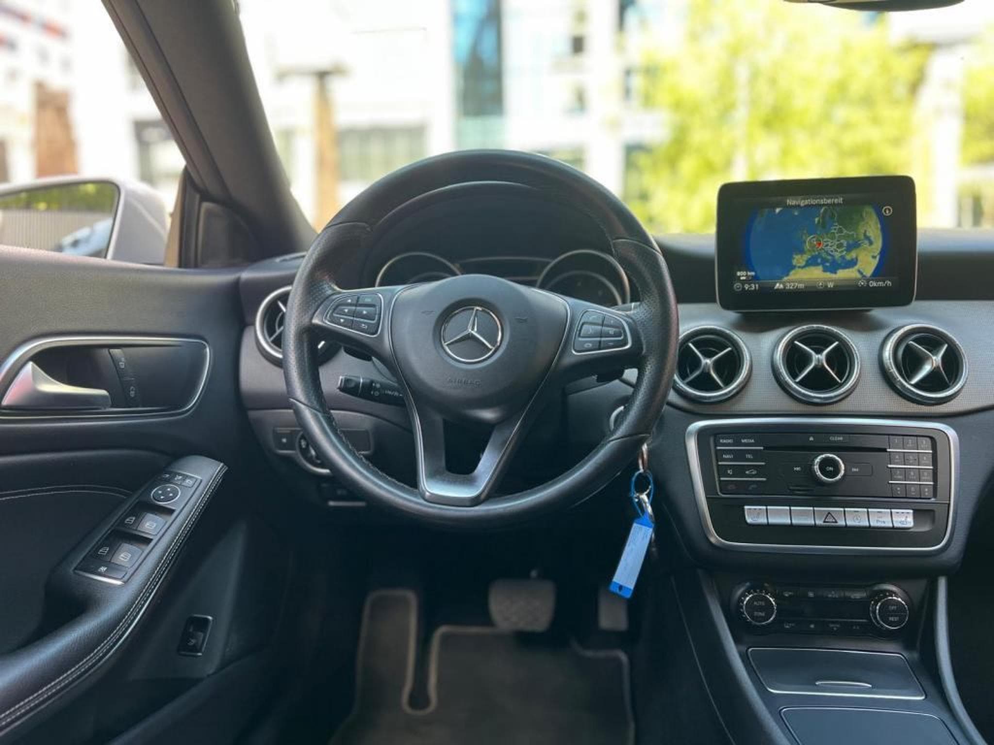 Mercedes CLA 200 Automatique / Diesel (2016) - Photo 12