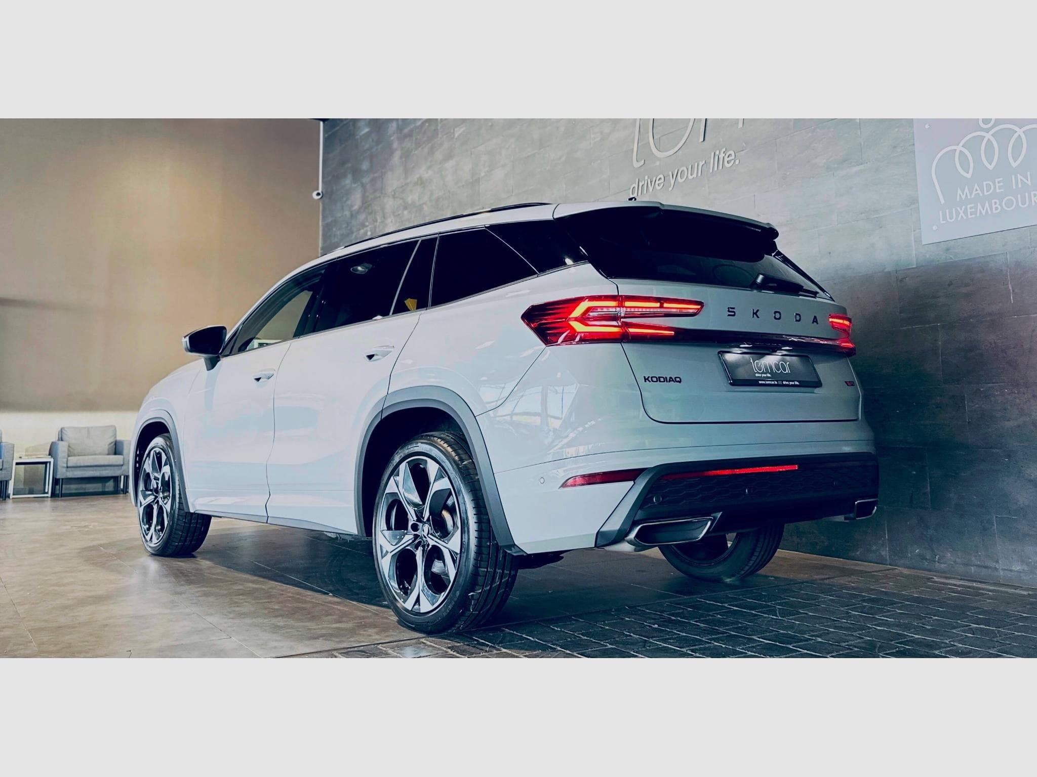 Skoda Kodiaq KODIAQ RS 4X4 TSI DSG (2025) - Photo 4