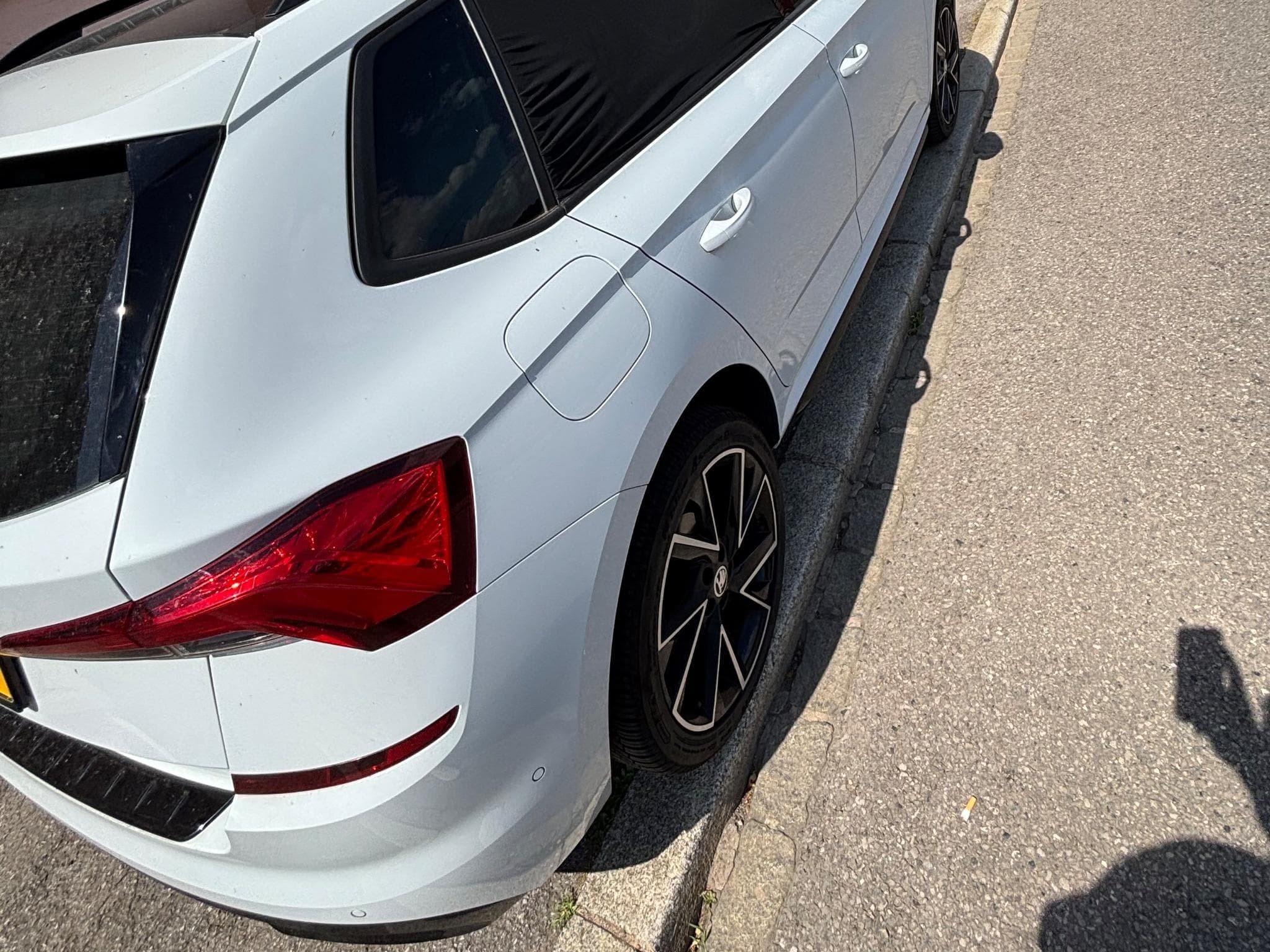 Skoda Kamiq 1.5 TSI Monte Carlo (2023) - Photo 5