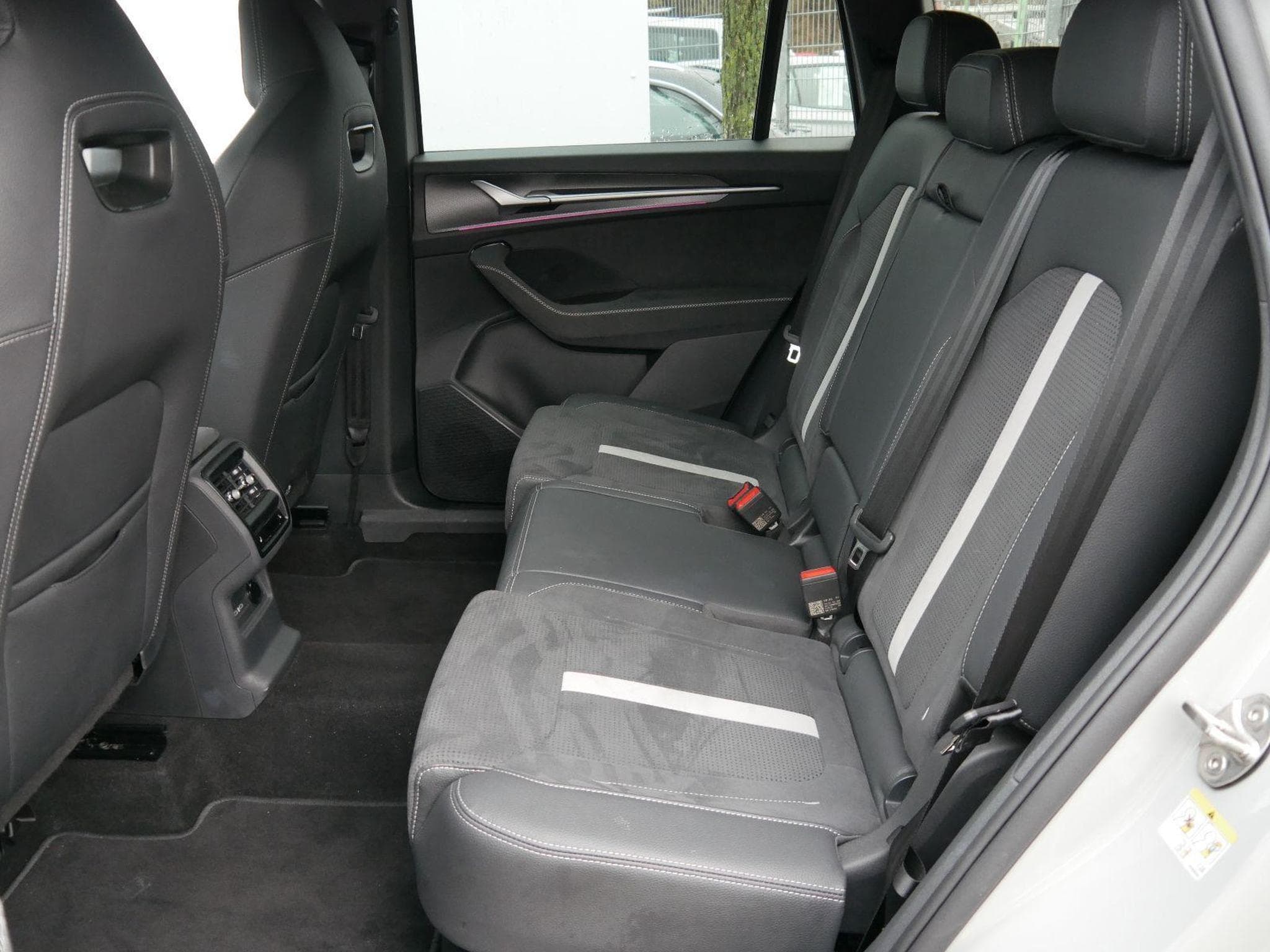 Skoda Kodiaq 1.5 TSI iV DSG Sportline (2025) - Foto 6