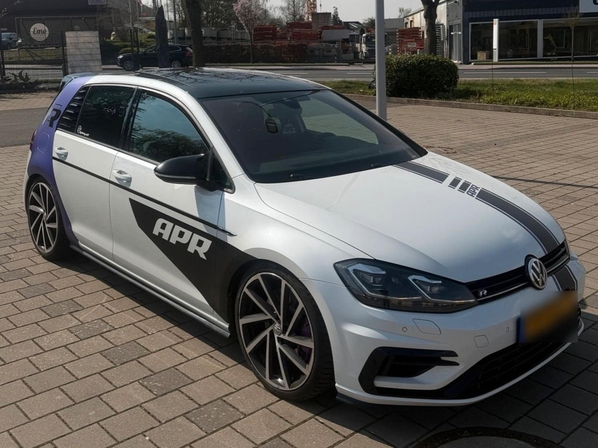 VW Golf VII R (2017) - Photo 2