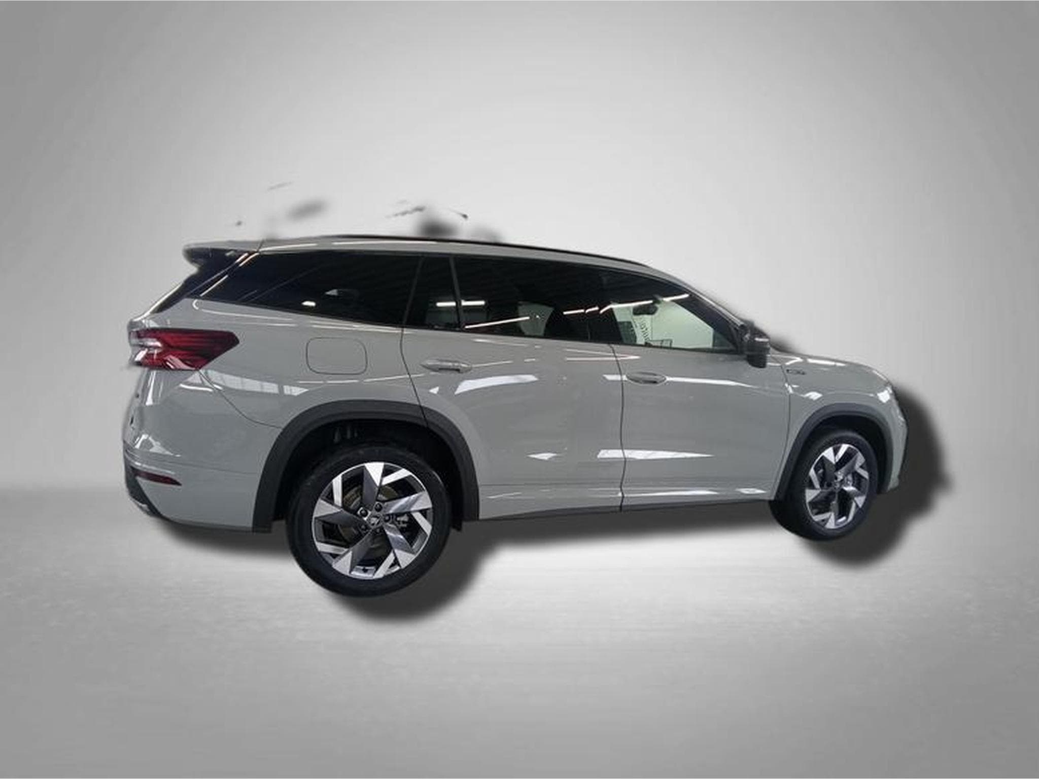 Skoda Kodiaq Sportline 1.5 TSI 7-Gang DSG (2026) - Foto 3