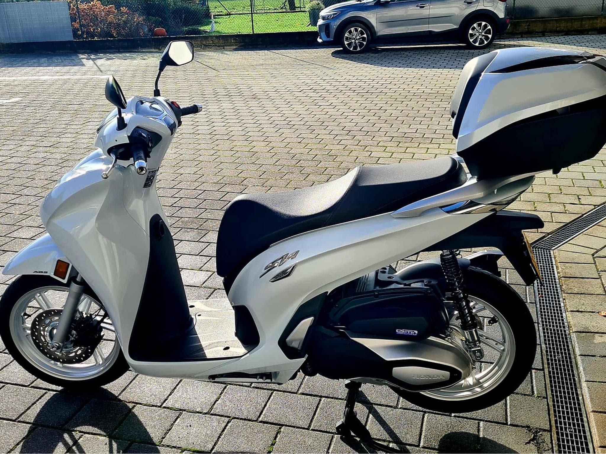 Honda SH SH350I (2024) - Photo 2