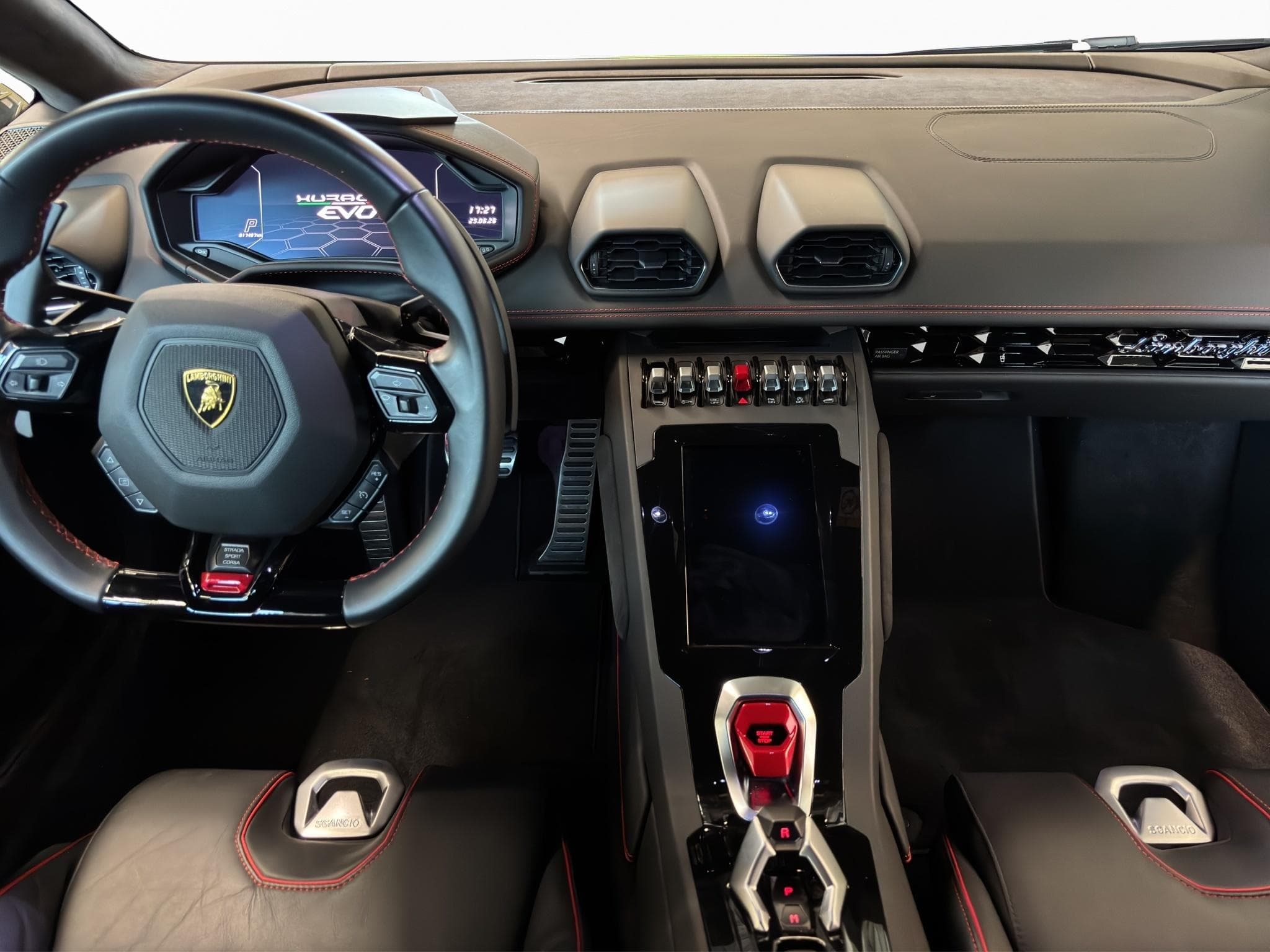 Lamborghini Huracán Evo (2022) - Photo 8