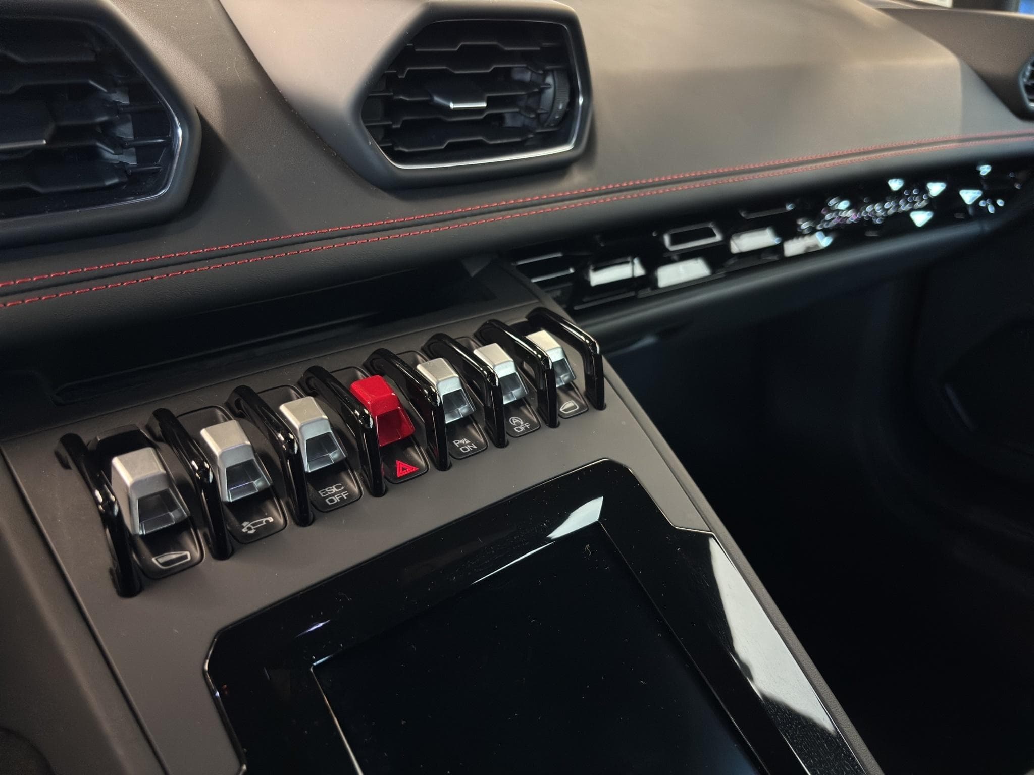 Lamborghini Huracán Evo (2022) - Photo 11