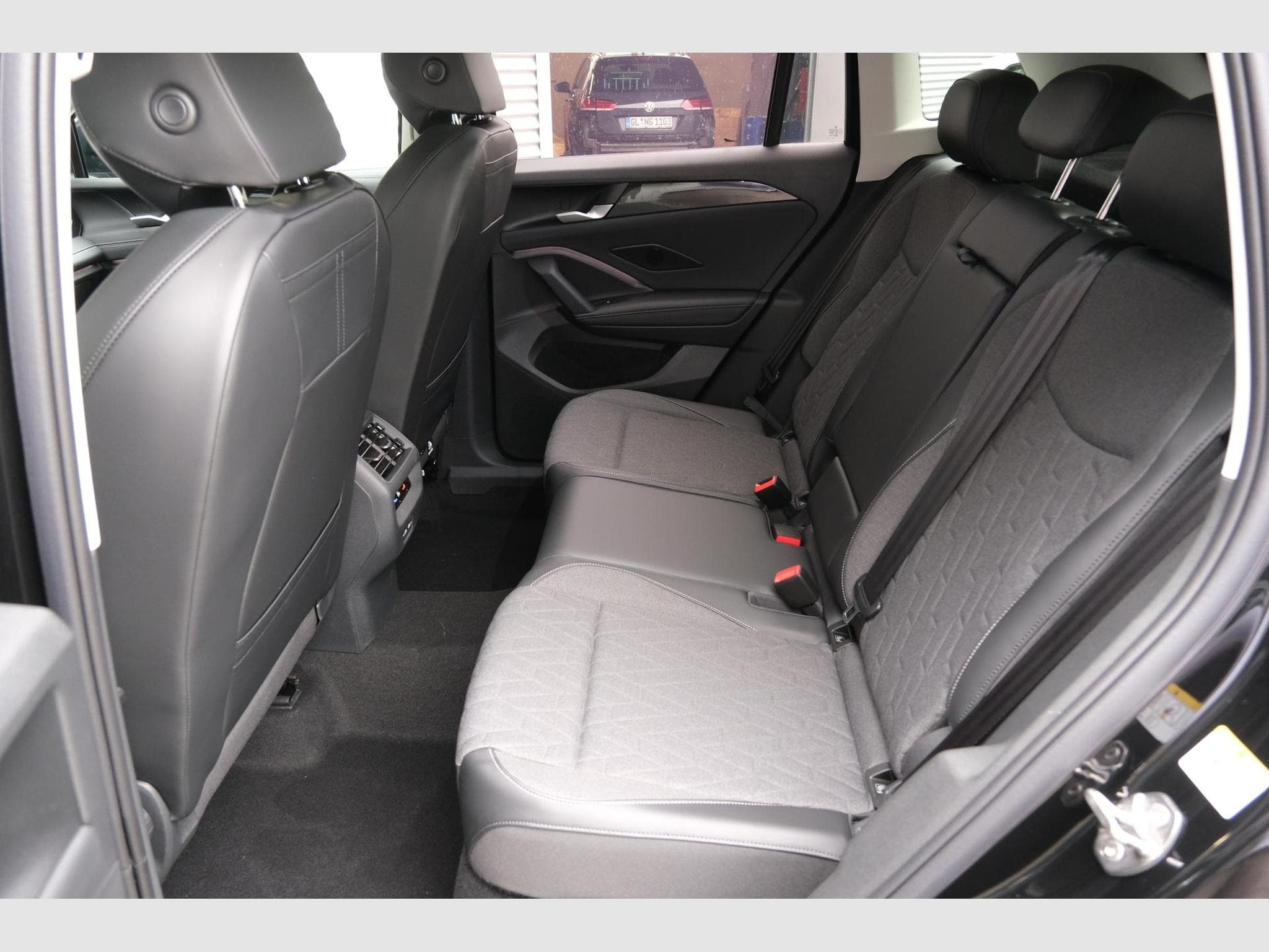 VW Tiguan 1.5 eTSI DSG (2026) - Photo 9