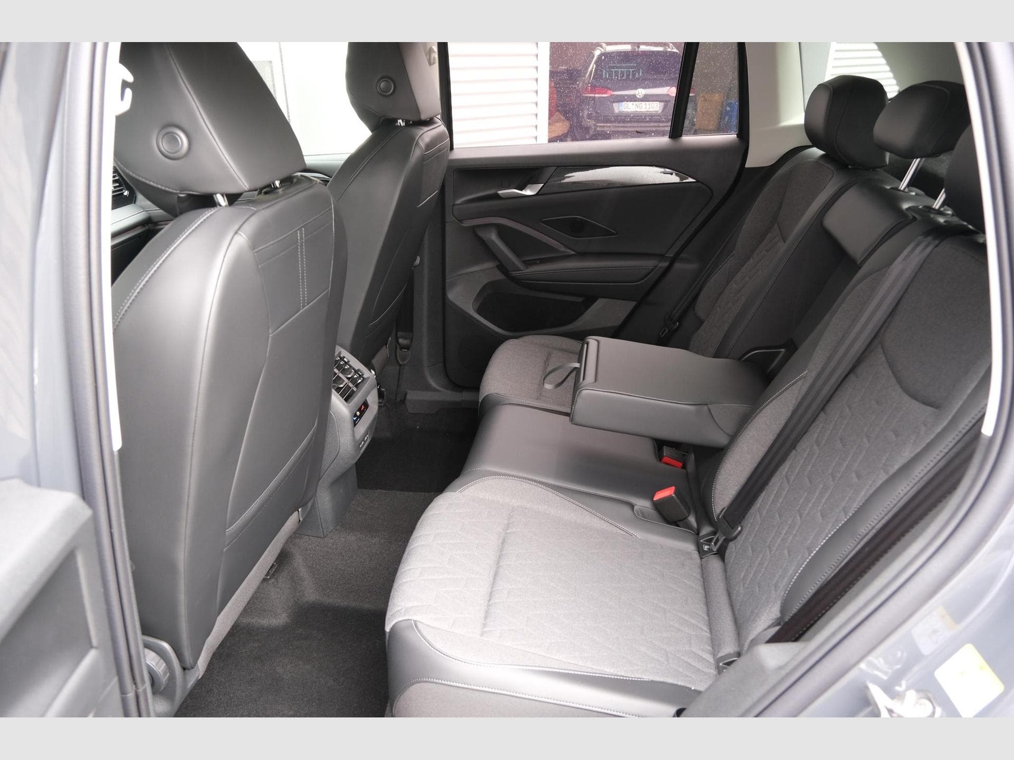 VW Tiguan 1.5 eTSI DSG (2026) - Photo 8