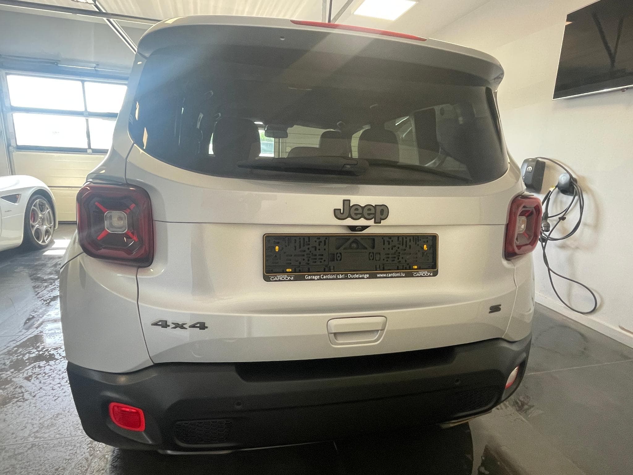 Jeep Renegade Limited (2019) - Foto 5