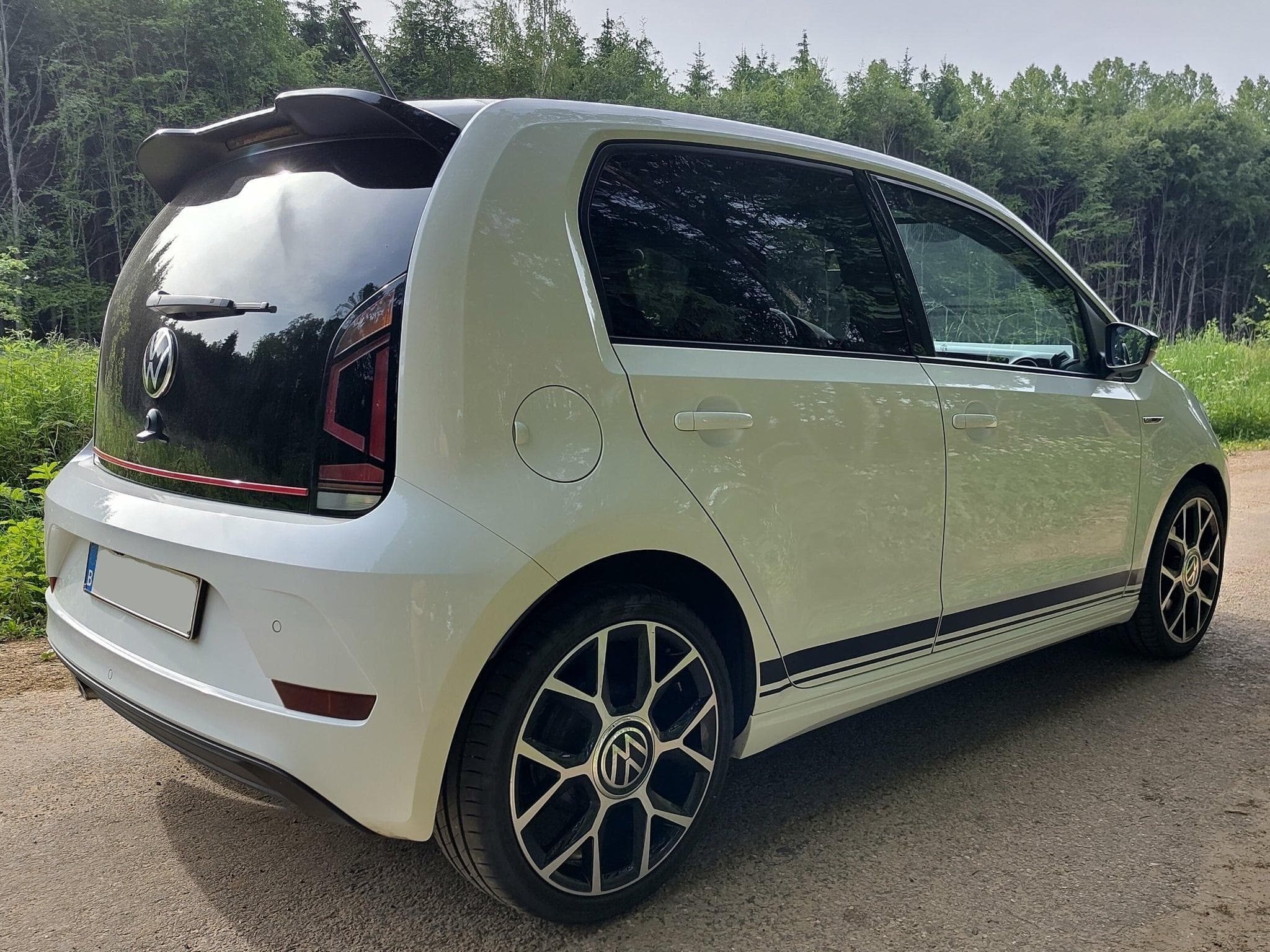 VW UP GTI (2021) - Photo 3
