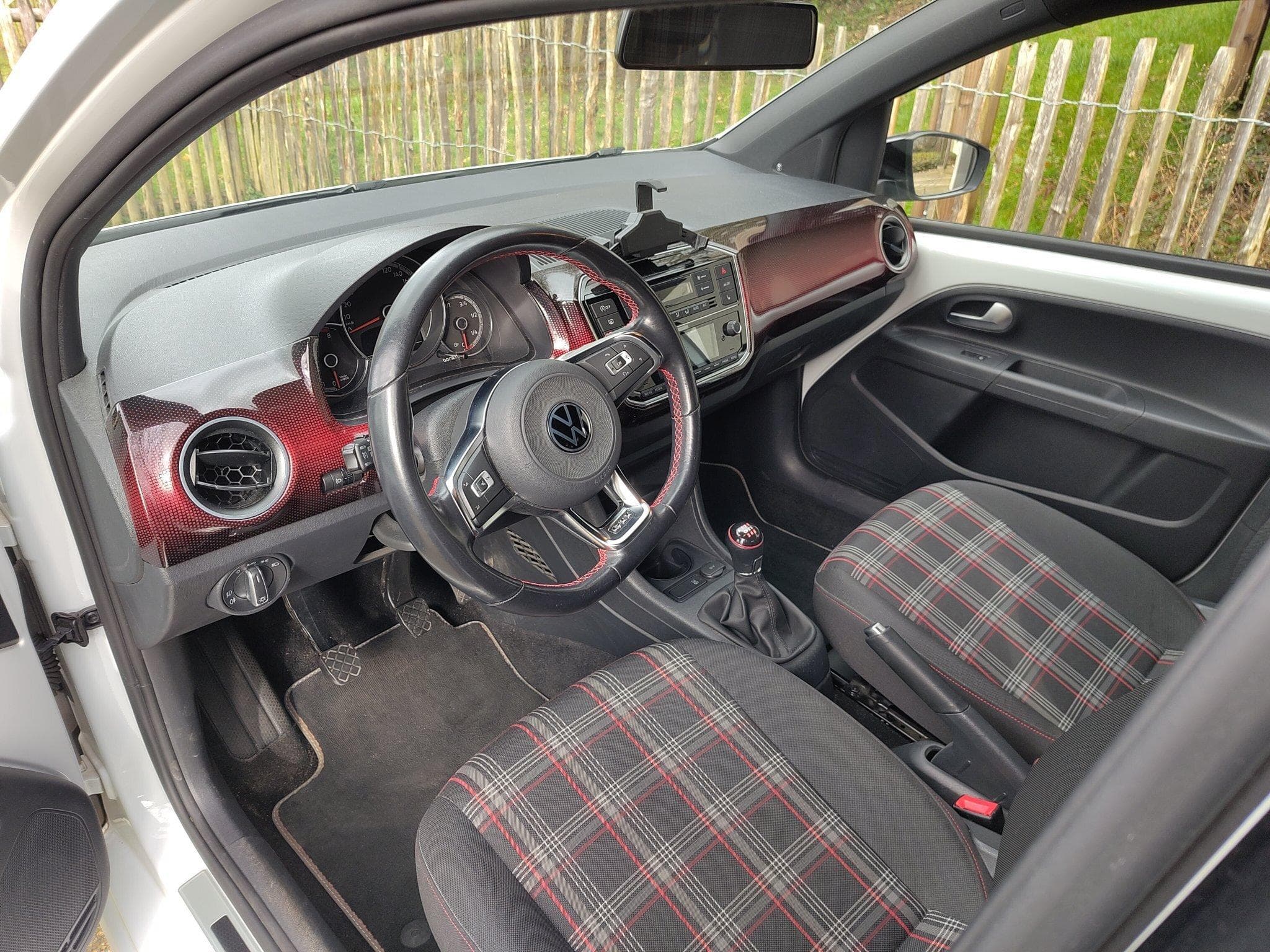 VW UP GTI (2021) - Photo 6