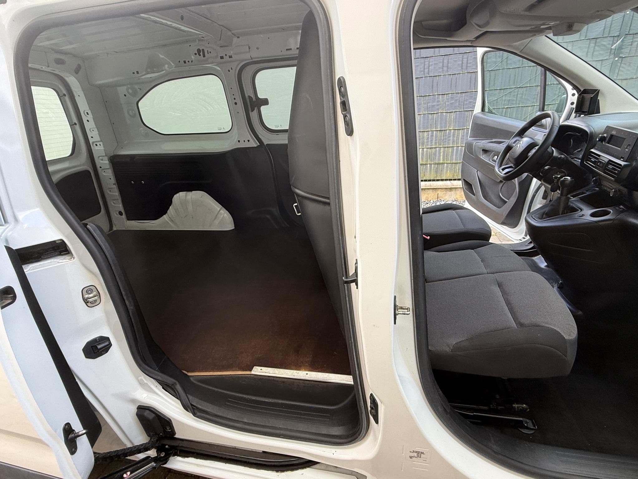 Citroën Berlingo 3places L2 (2021) - Photo 10