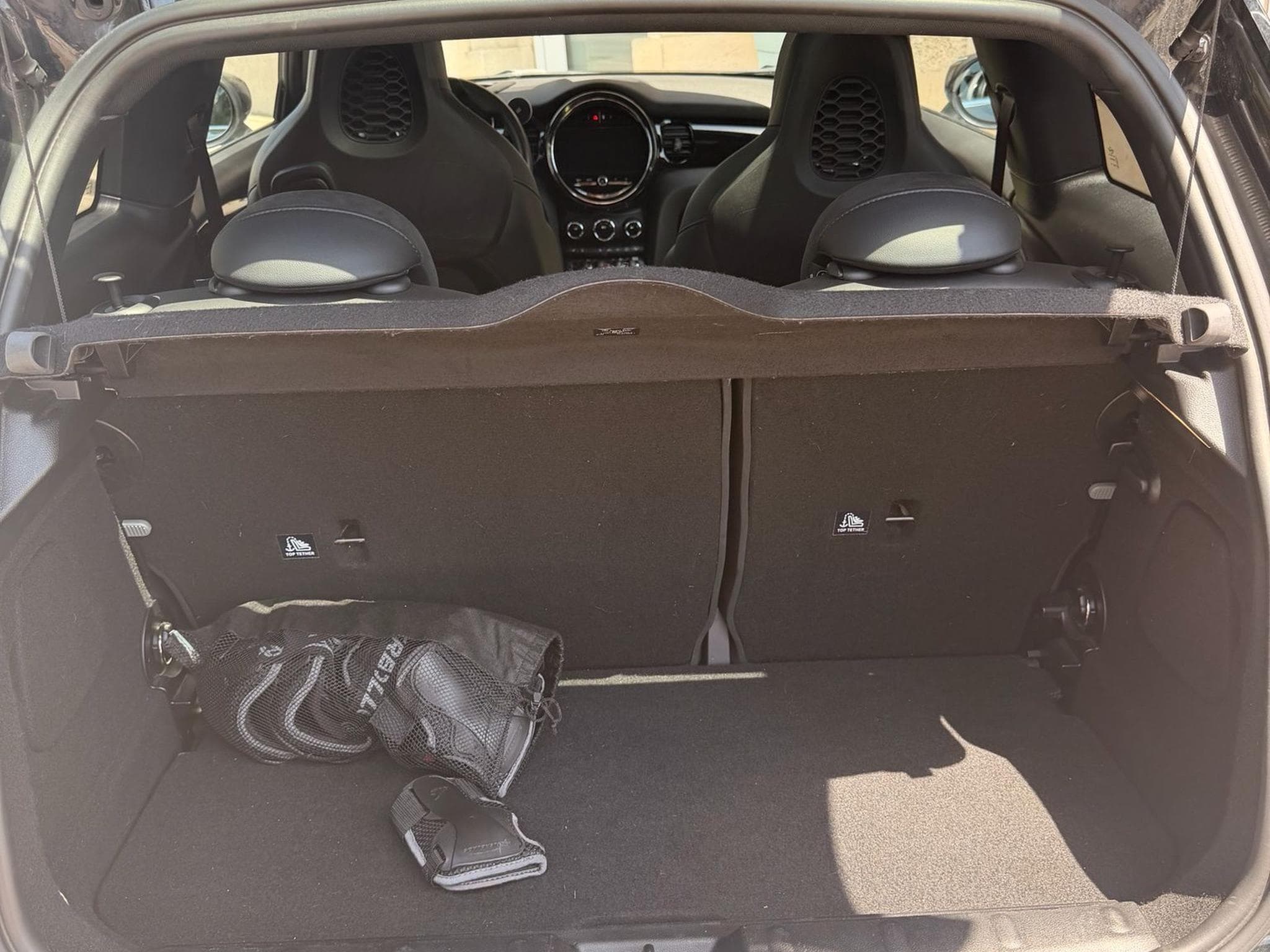 Mini Cooper S (JCW) (2022) - Photo 5